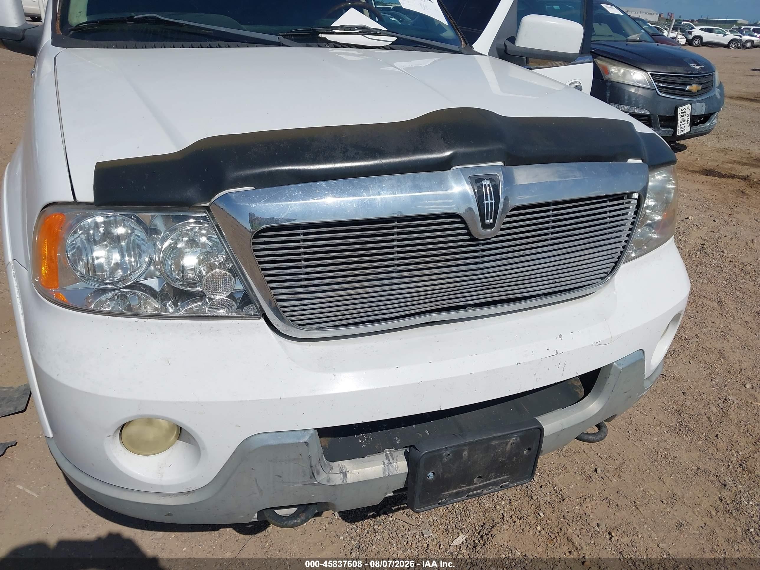 2003 Lincoln Navigator White vin: 5LMFU27R93LJ26271