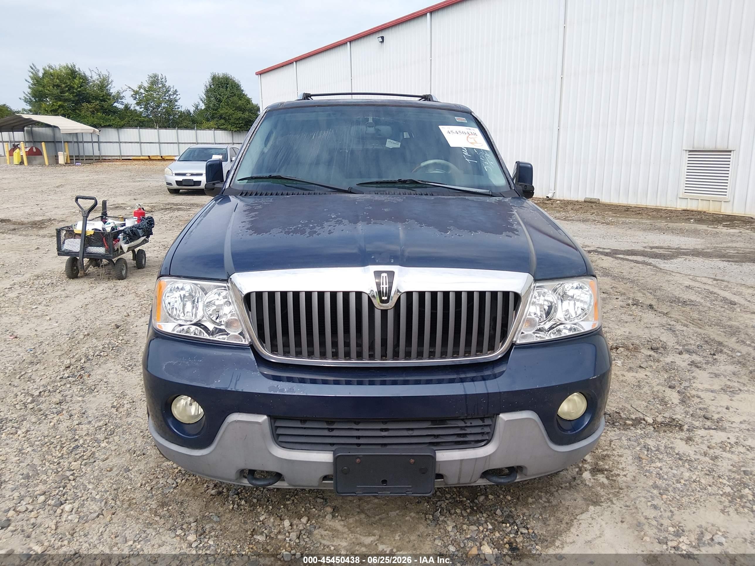 2004 Lincoln Navigator   Dark Blue vin: 5LMFU27R94LJ10525