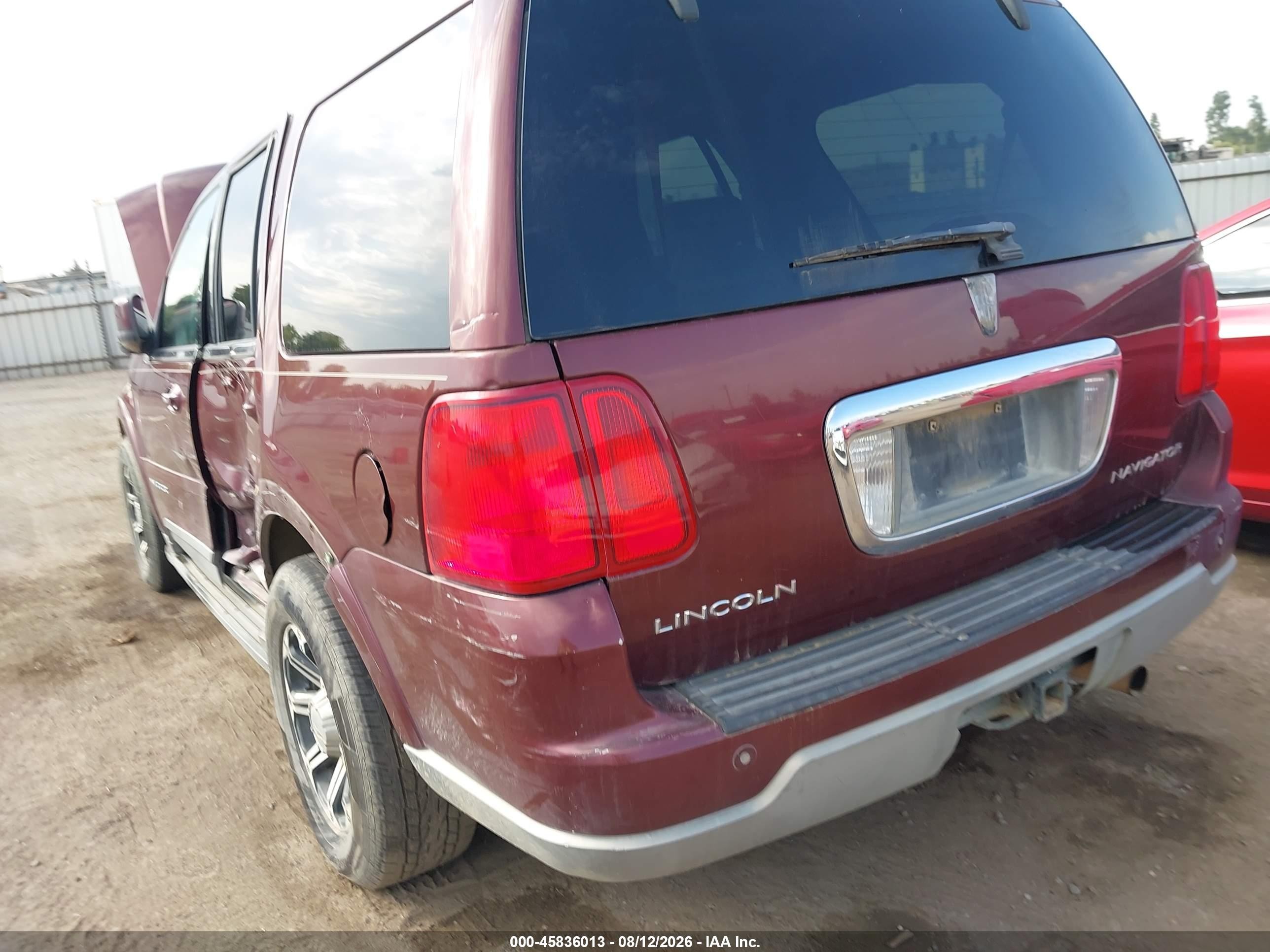 2003 Lincoln Navigator   Burgundy vin: 5LMFU27RX3LJ23931
