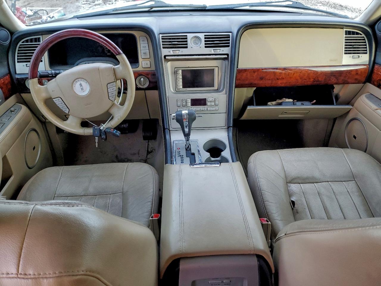 2005 Lincoln Navigator Бежевый vin: 5LMFU28505LJ07798