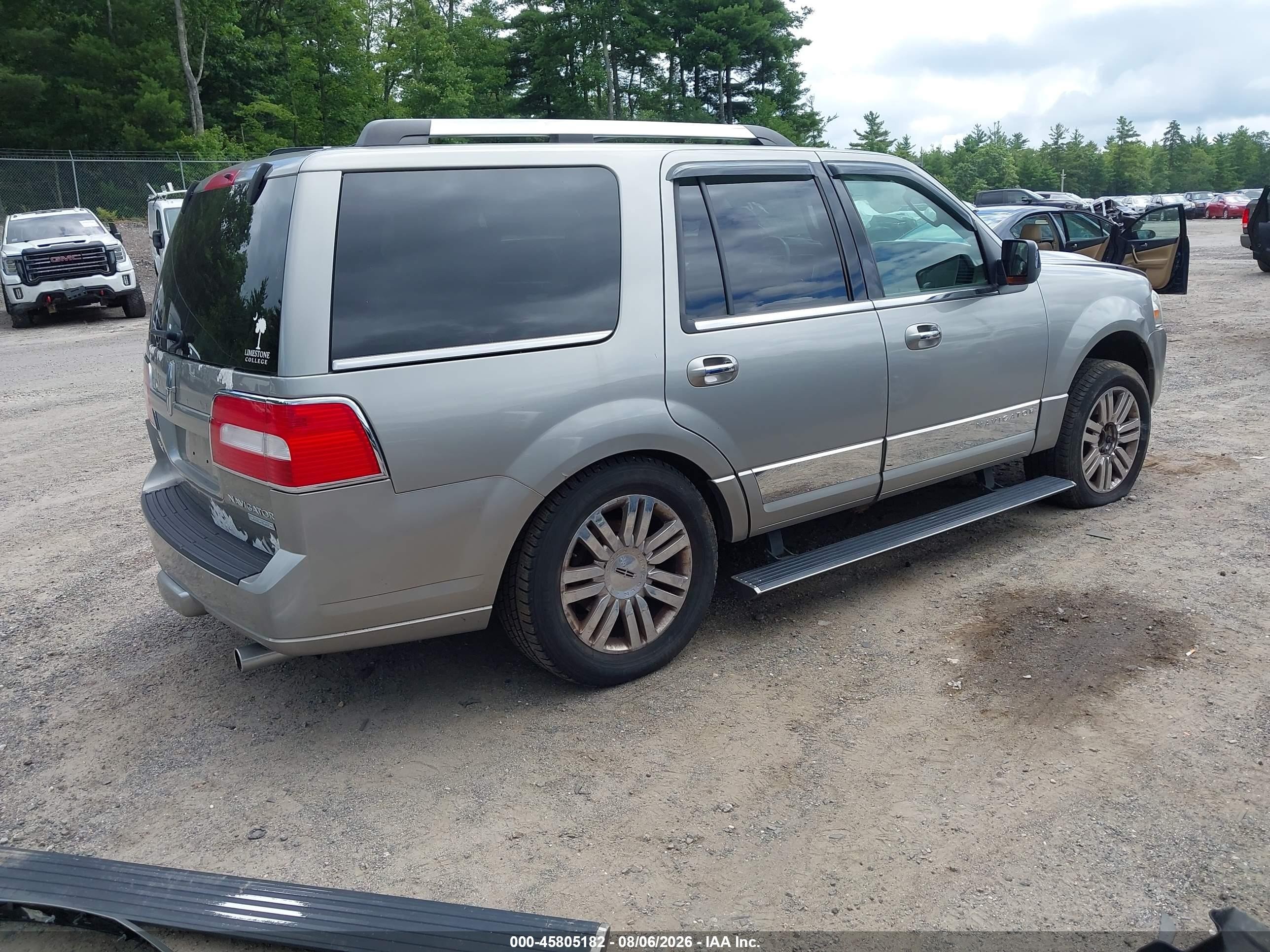 2008 Lincoln Navigator   Желто-коричневый vin: 5LMFU28508LJ21690