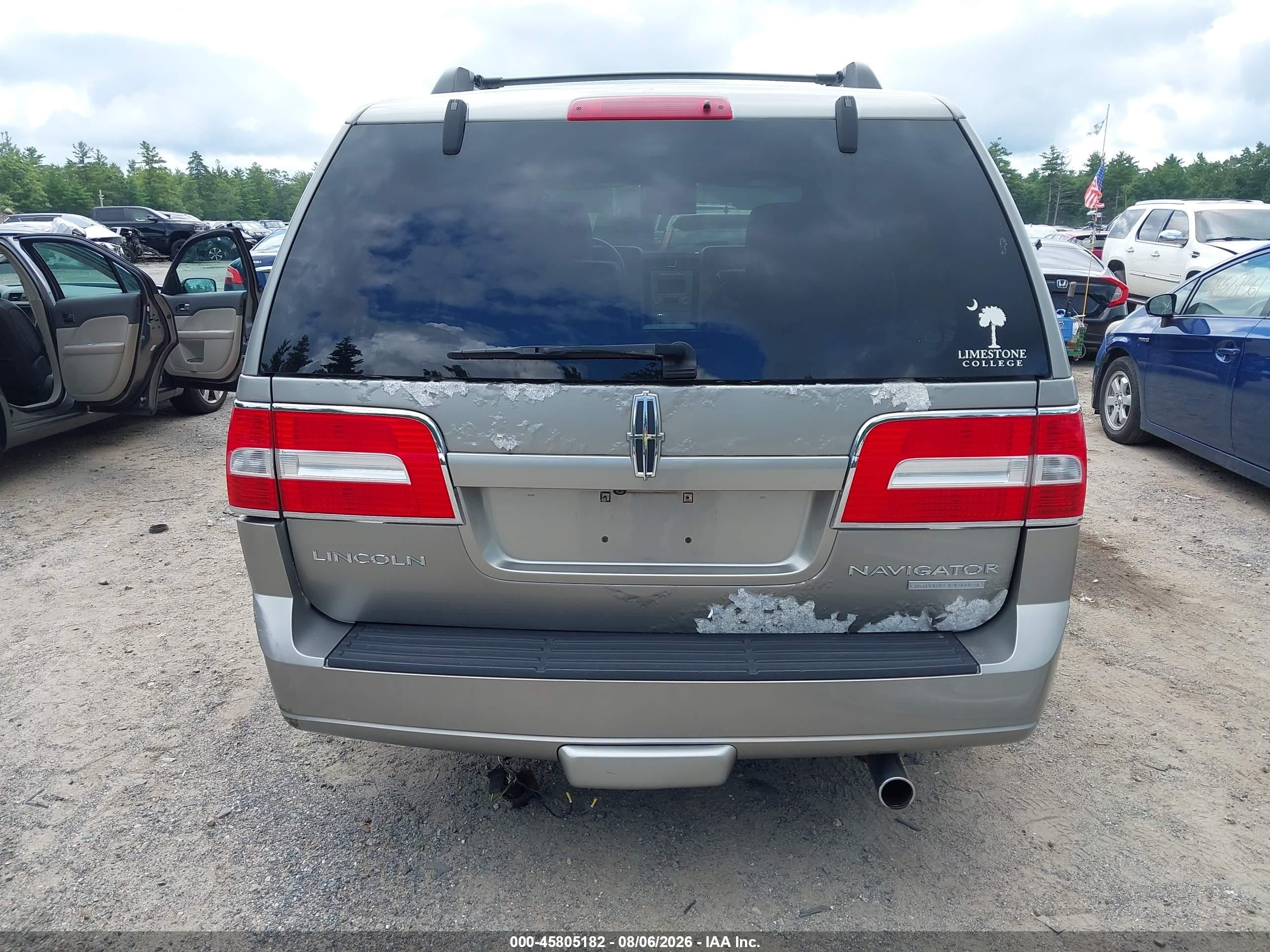 2008 Lincoln Navigator   Желто-коричневый vin: 5LMFU28508LJ21690