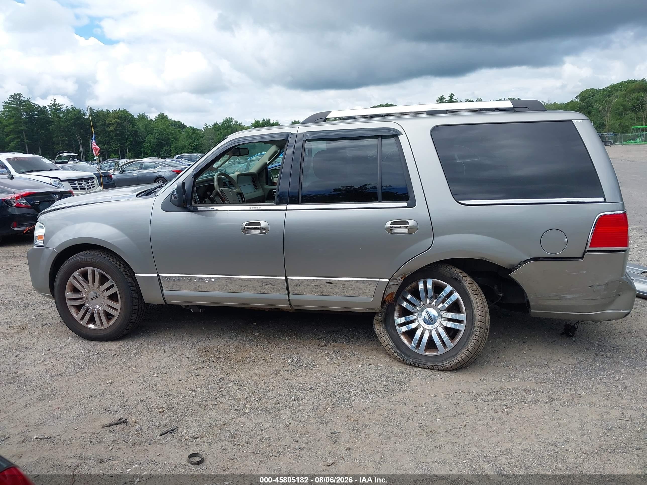 2008 Lincoln Navigator   Желто-коричневый vin: 5LMFU28508LJ21690
