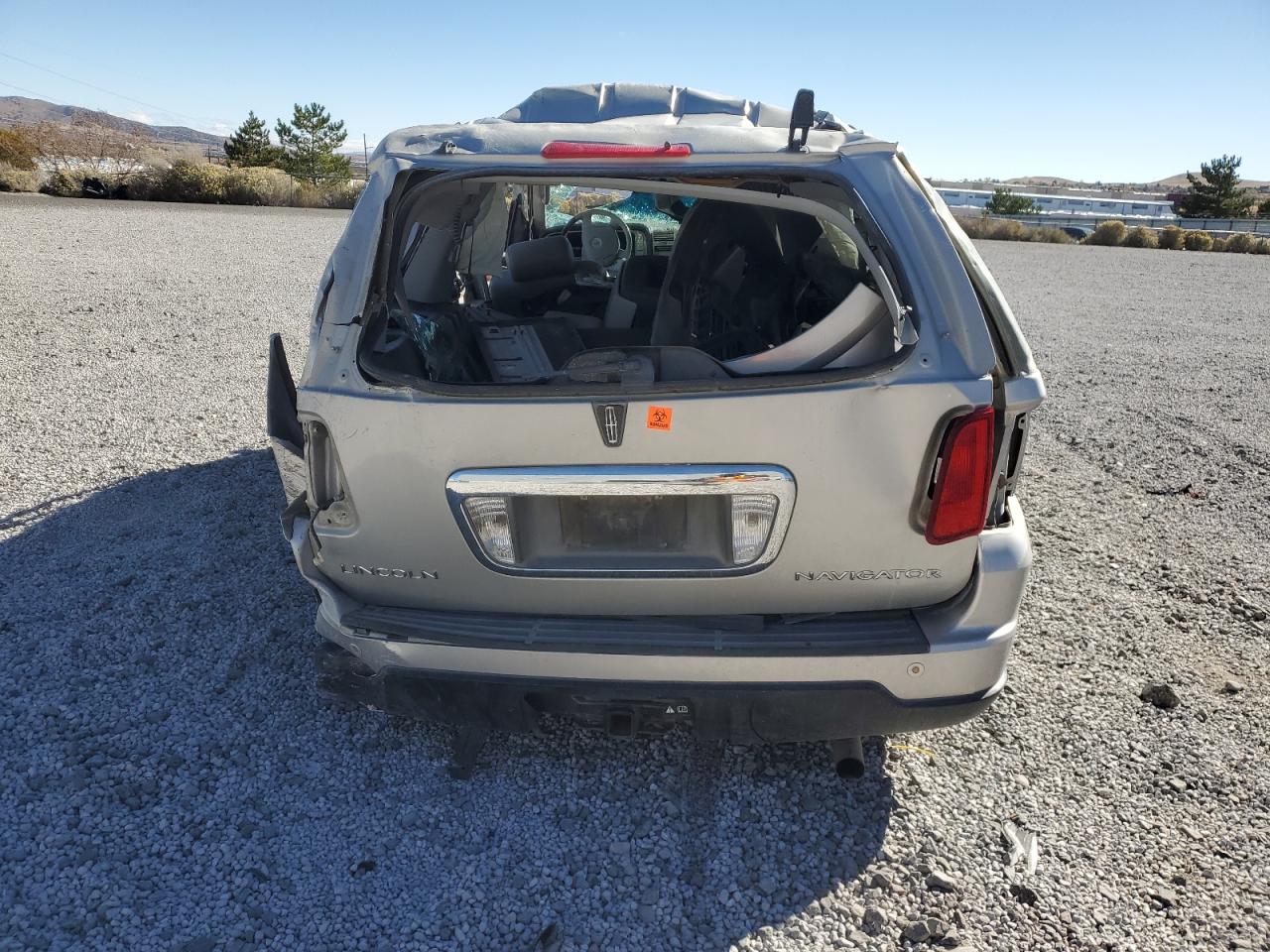 2005 Lincoln Navigator Silver vin: 5LMFU28515LJ09835