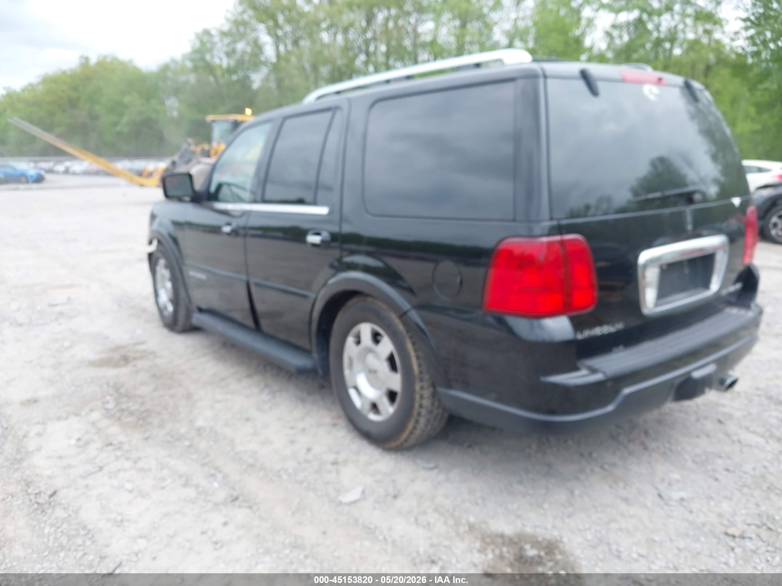2005 Lincoln Navigator   Black vin: 5LMFU28515LJ20978