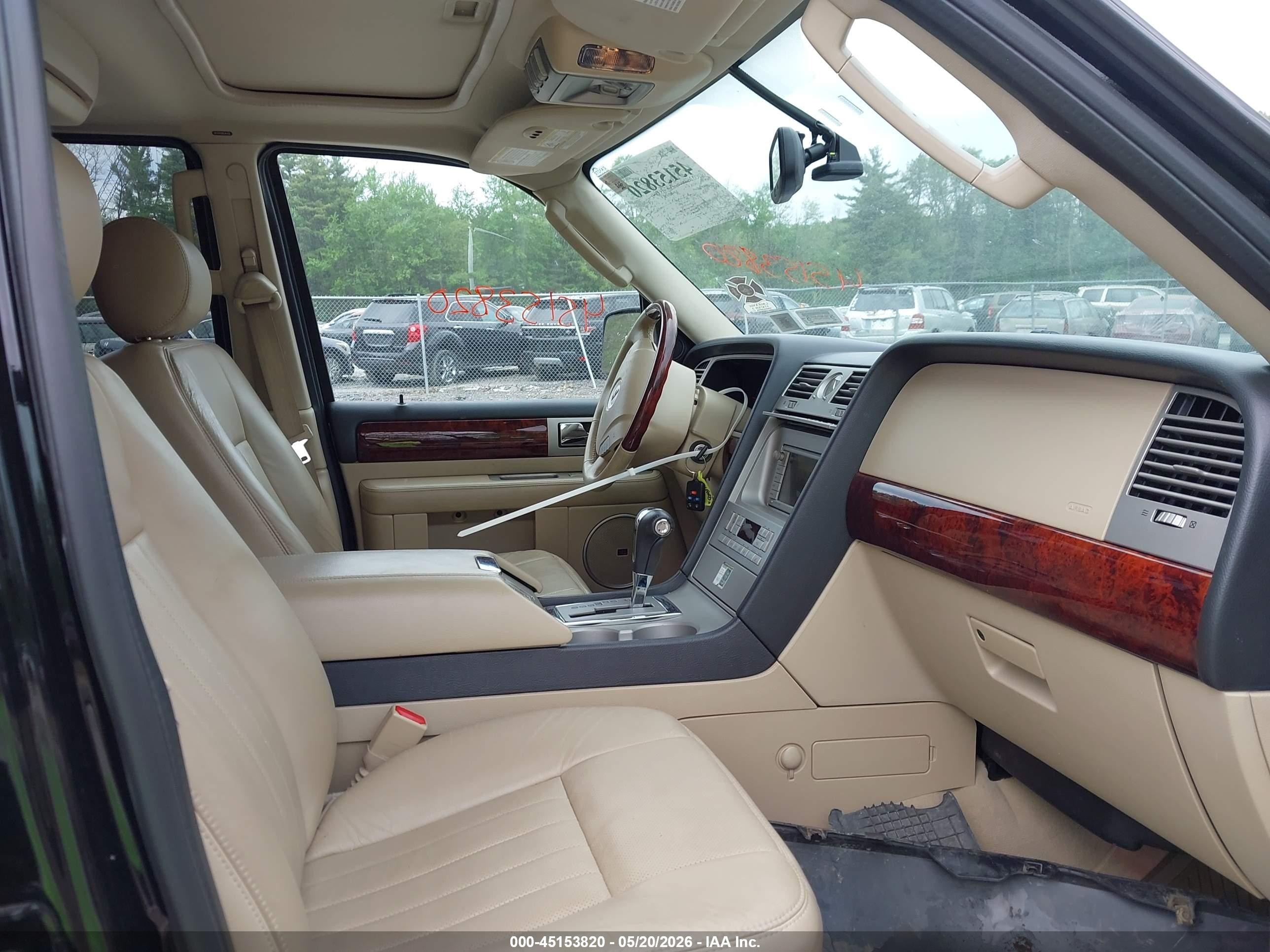 2005 Lincoln Navigator   Black vin: 5LMFU28515LJ20978