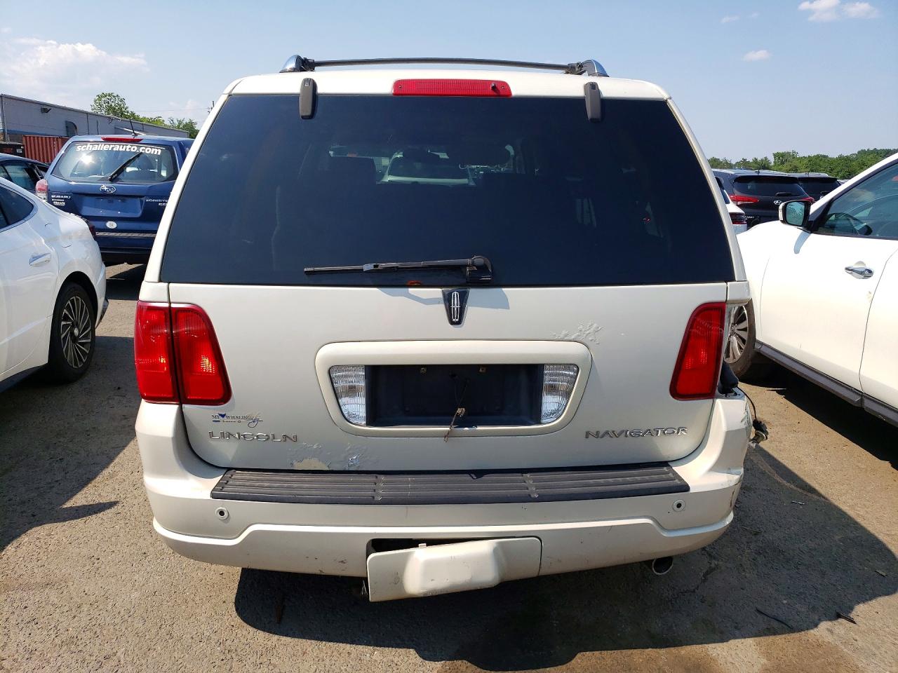2006 Lincoln Navigator Белый vin: 5LMFU28516LJ01235