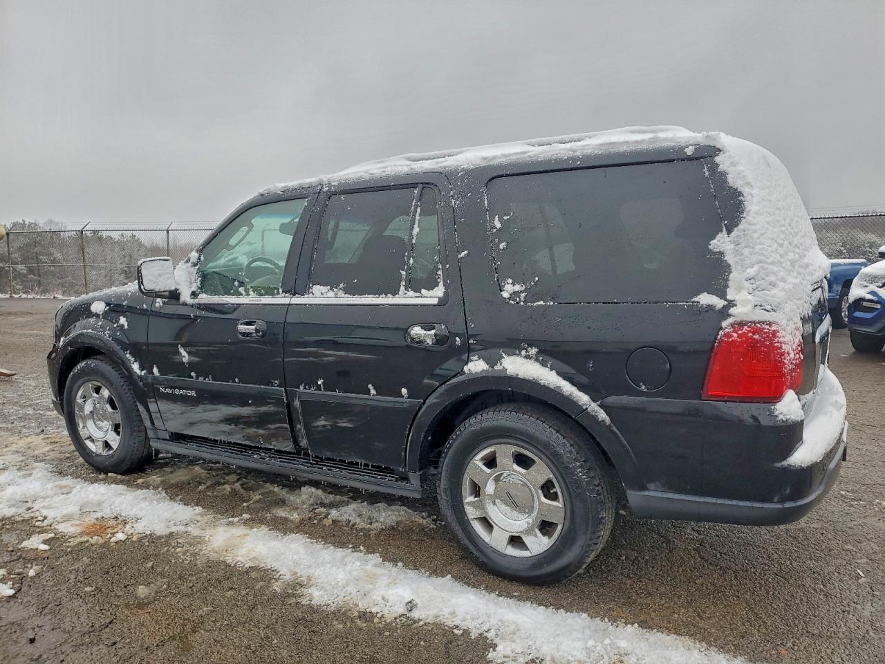 2005 Lincoln Navigator Black vin: 5LMFU28525LJ09682