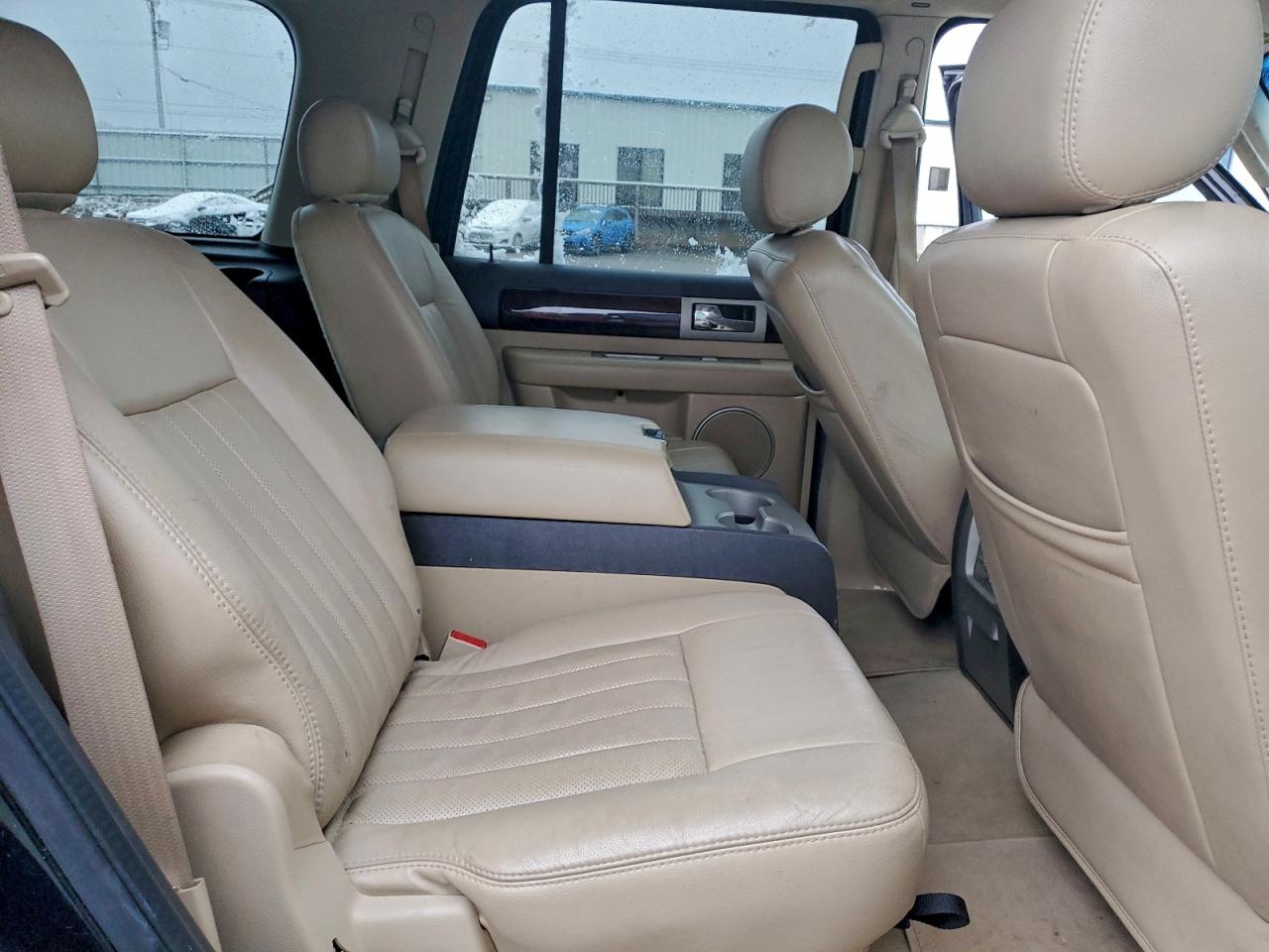 2005 Lincoln Navigator Black vin: 5LMFU28525LJ09682