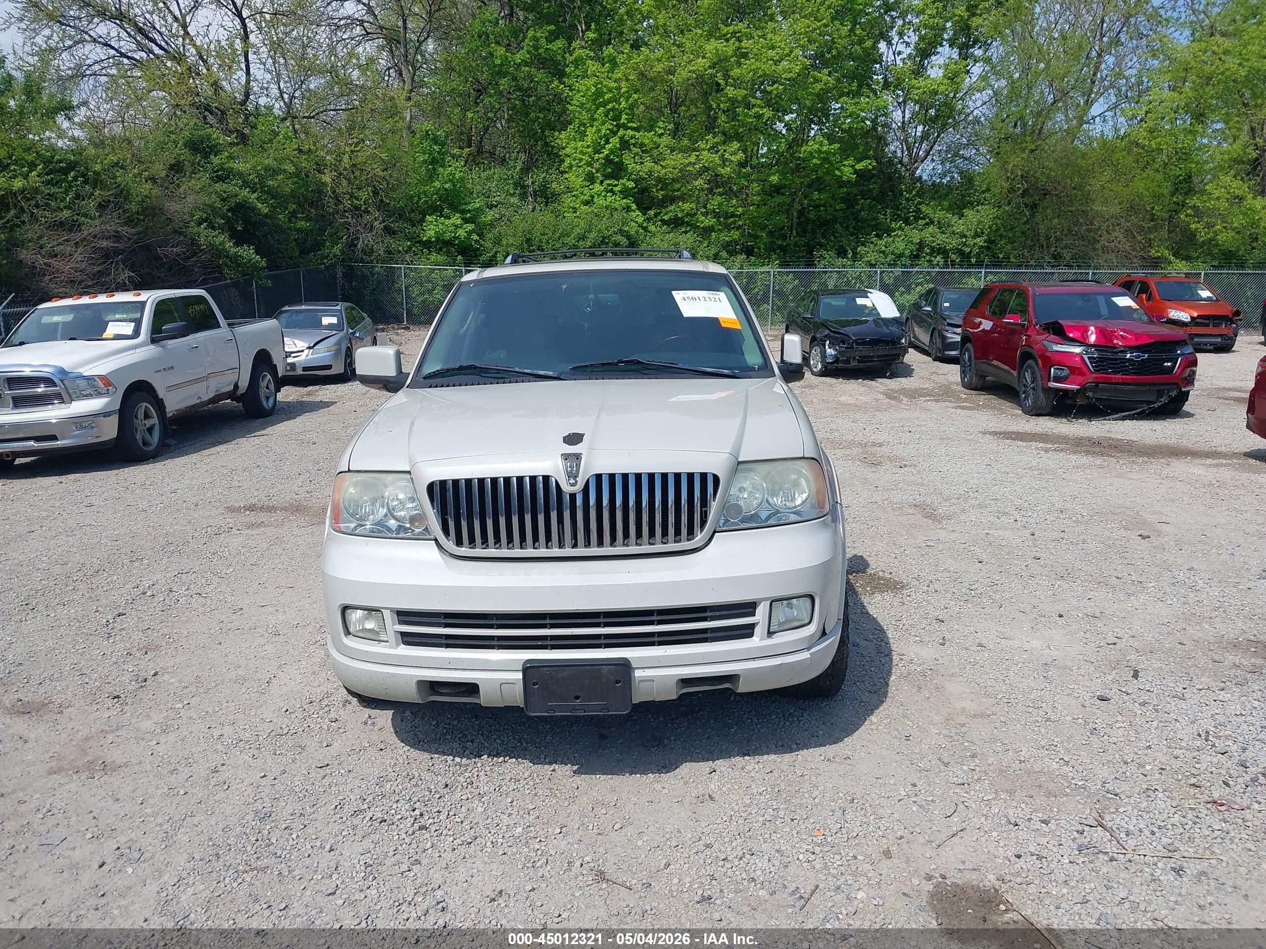 2006 Lincoln Navigator Luxury/ultimate Серебряный vin: 5LMFU28526LJ04662
