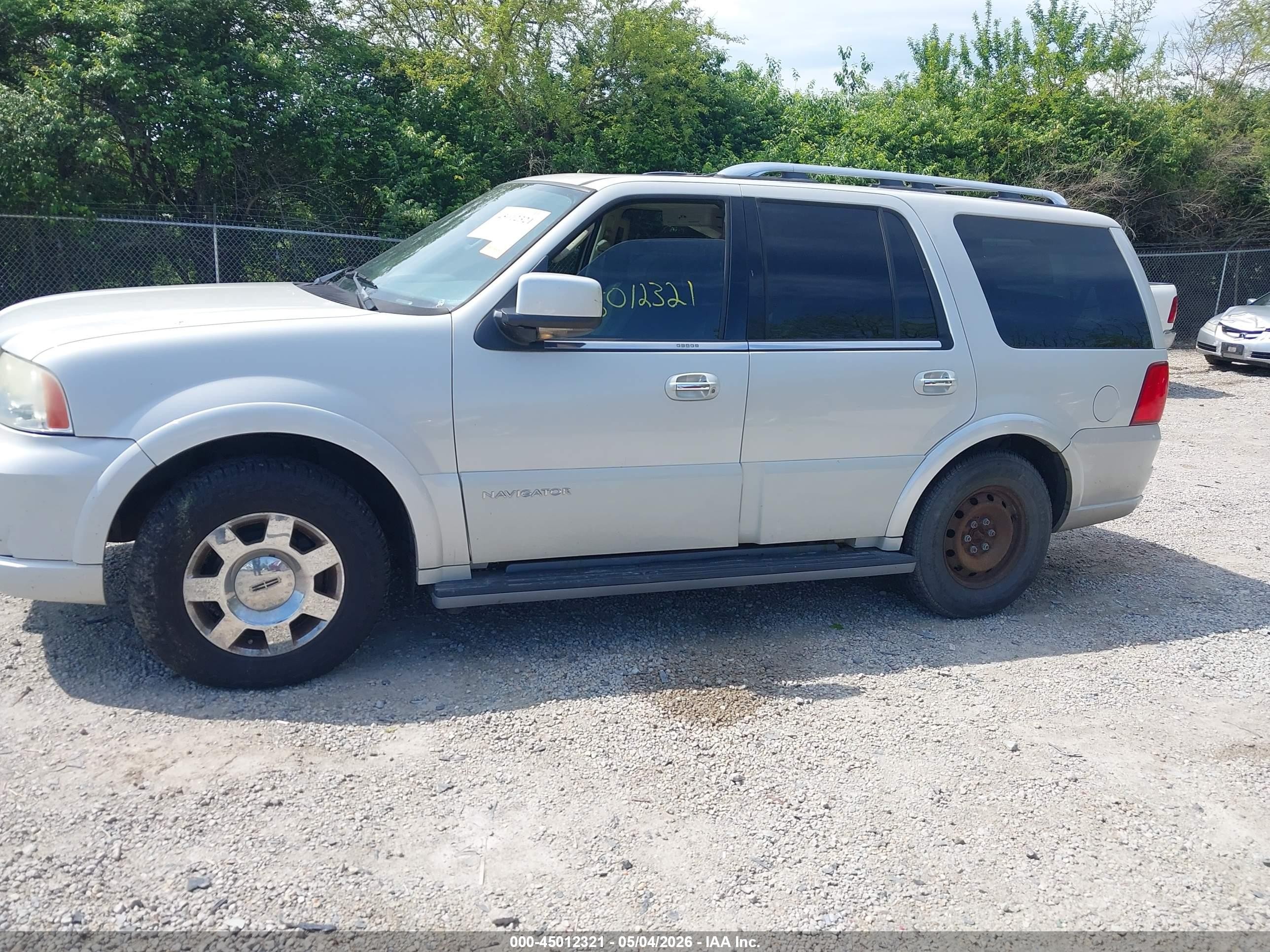 2006 Lincoln Navigator Luxury/ultimate Серебряный vin: 5LMFU28526LJ04662