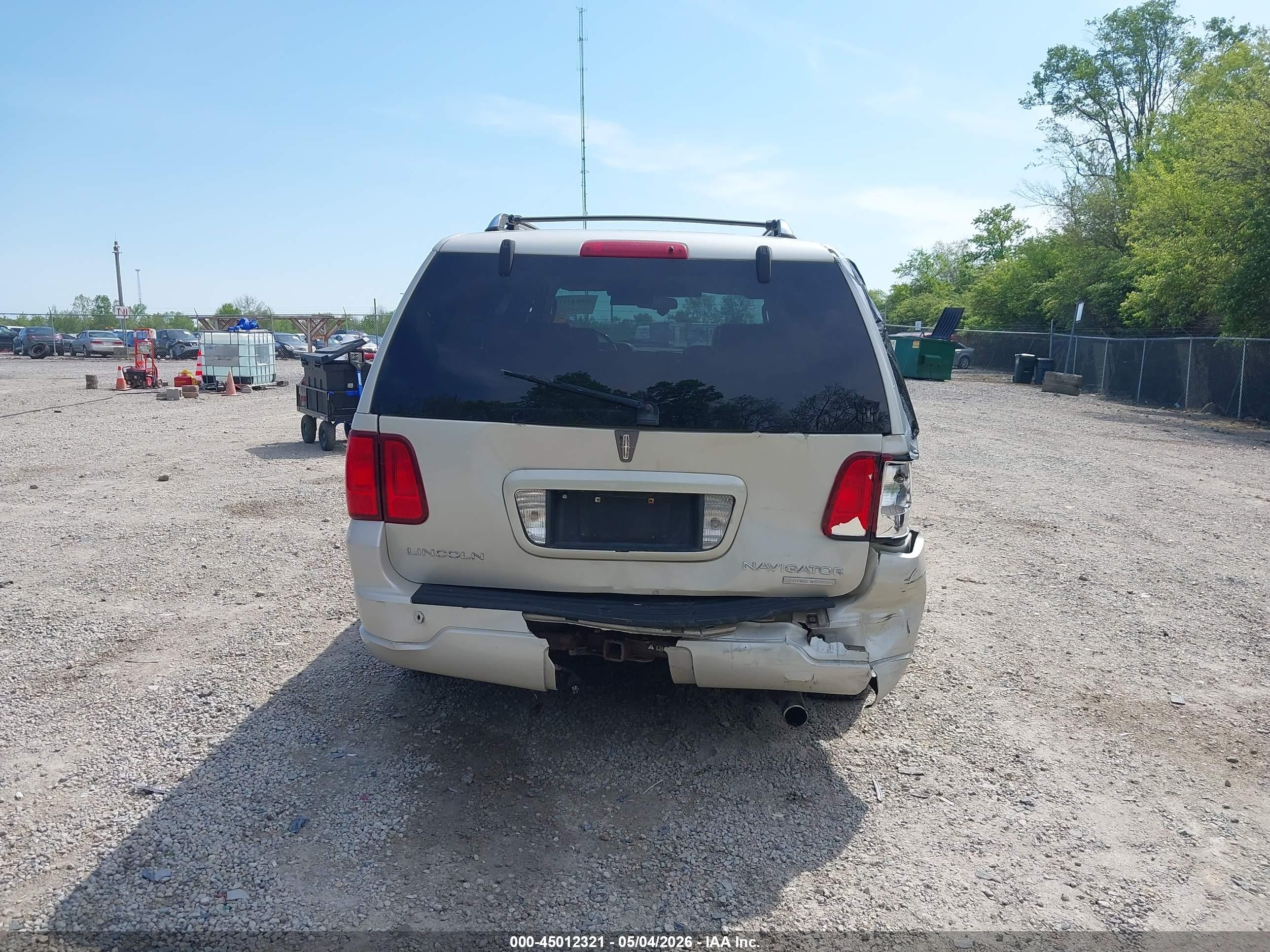 2006 Lincoln Navigator Luxury/ultimate Серебряный vin: 5LMFU28526LJ04662