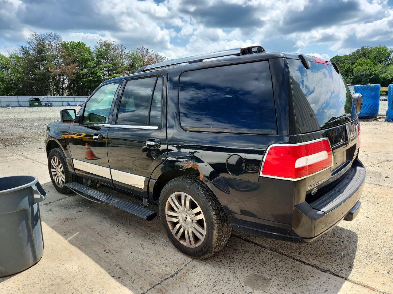 2007 Lincoln Navigator Black vin: 5LMFU28527LJ05375