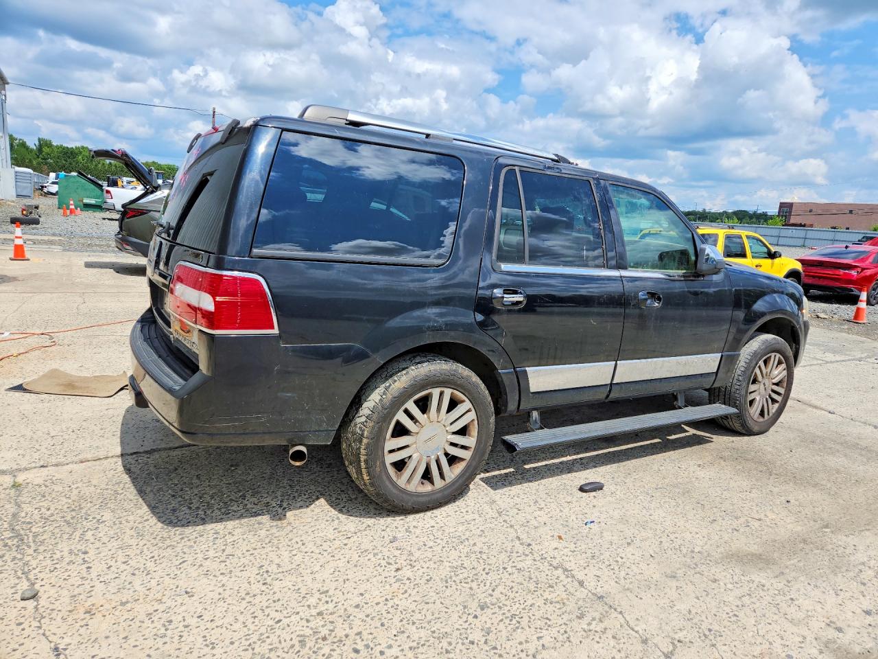 2007 Lincoln Navigator Black vin: 5LMFU28527LJ05375