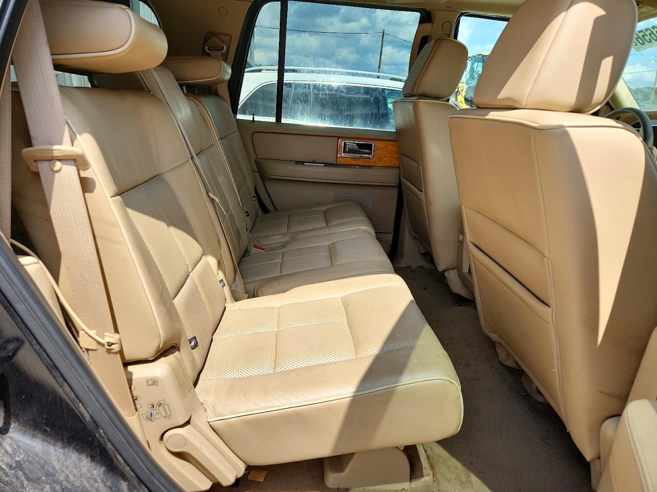 2007 Lincoln Navigator Black vin: 5LMFU28527LJ05375