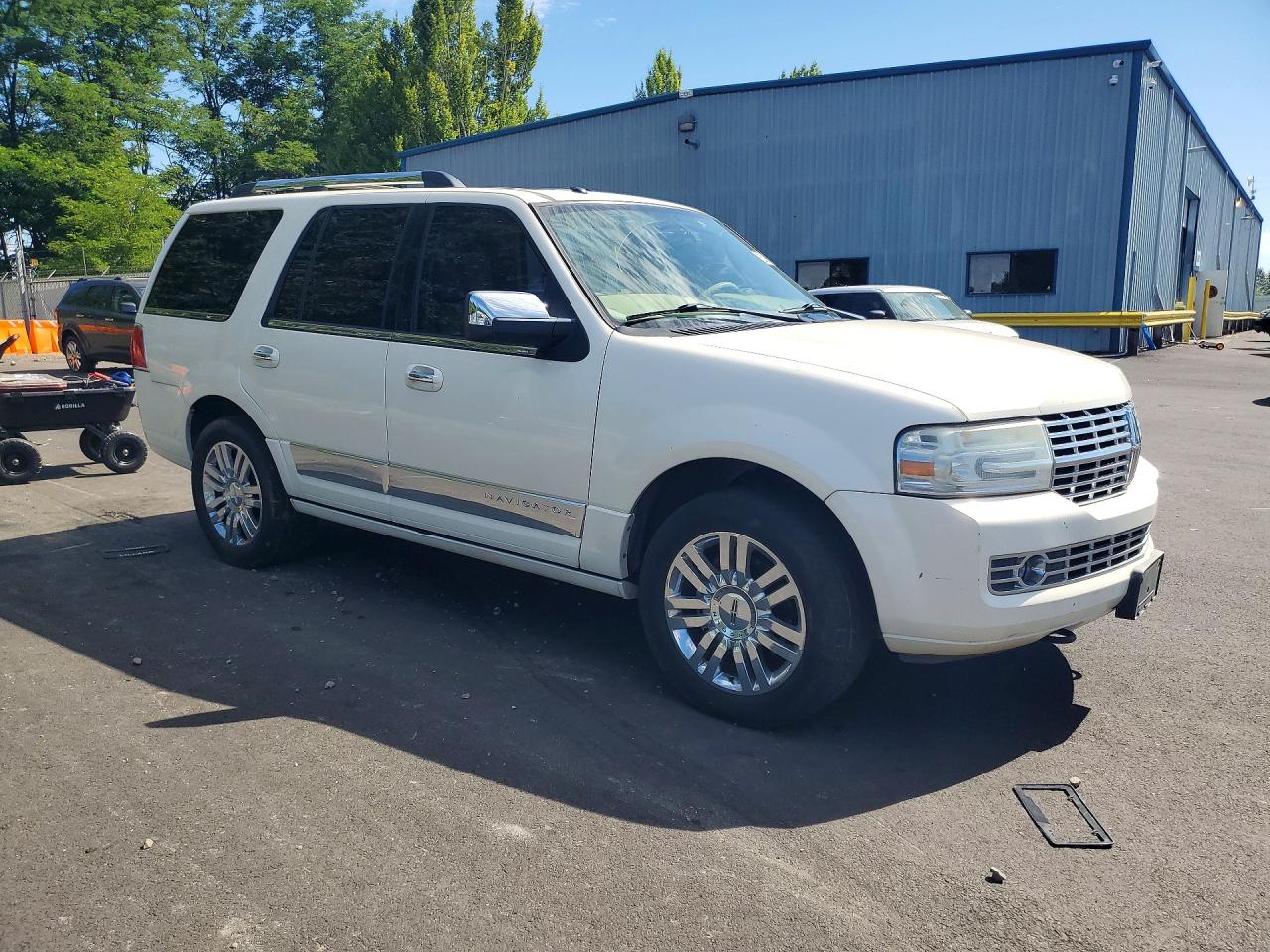 2007 Lincoln Navigator White vin: 5LMFU28527LJ17106