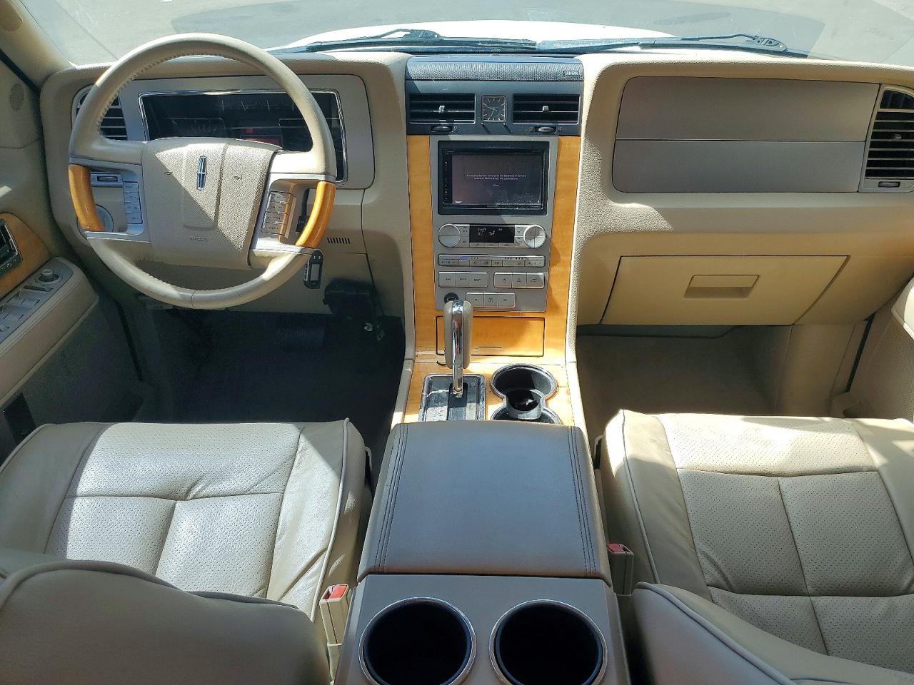 2007 Lincoln Navigator White vin: 5LMFU28527LJ17106