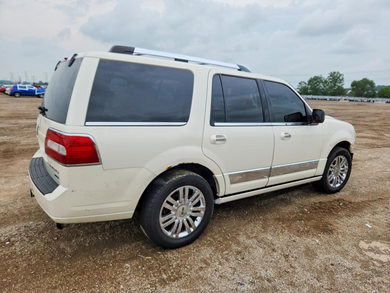 2008 Lincoln Navigator Кремовый vin: 5LMFU28528LJ14773