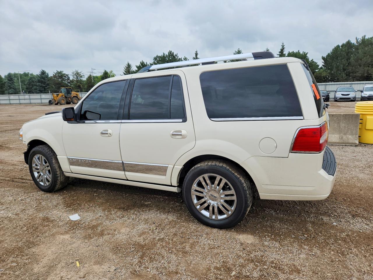 2008 Lincoln Navigator Кремовый vin: 5LMFU28528LJ14773
