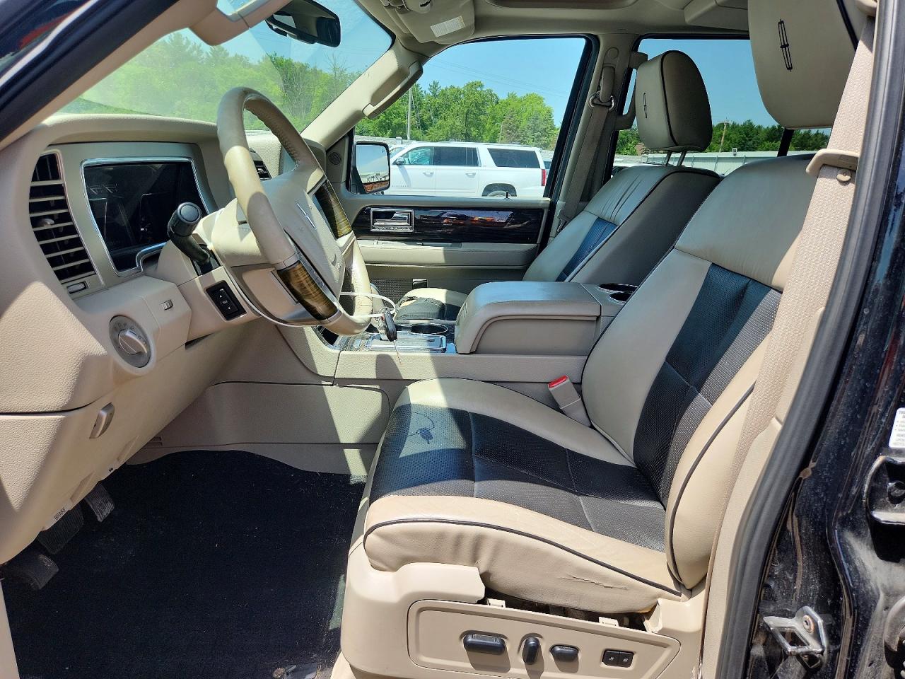 2009 Lincoln Navigator Black vin: 5LMFU28529EJ01124