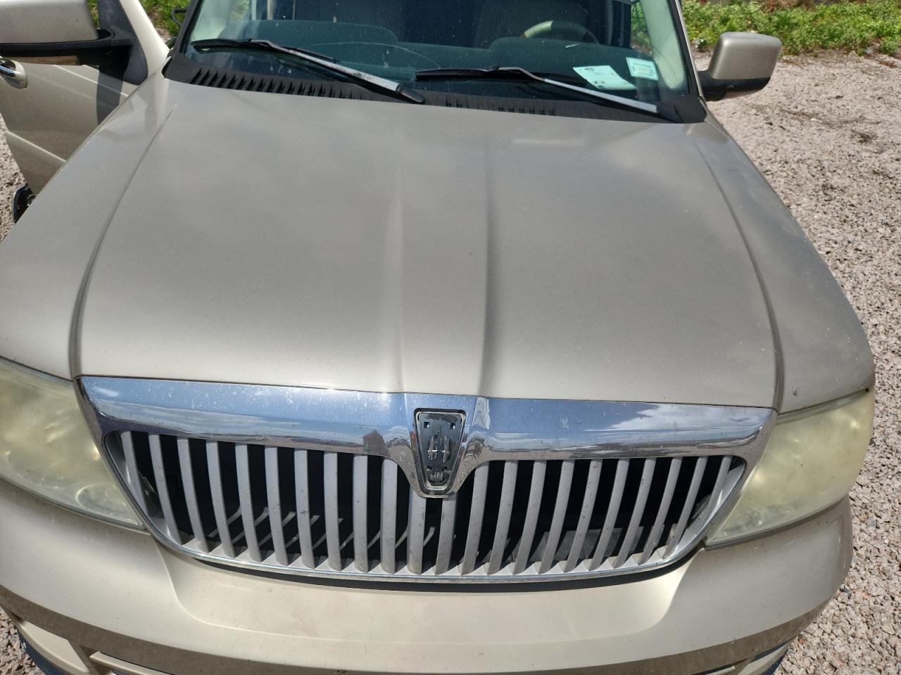 2005 Lincoln Navigator Tan vin: 5LMFU28535LJ15765