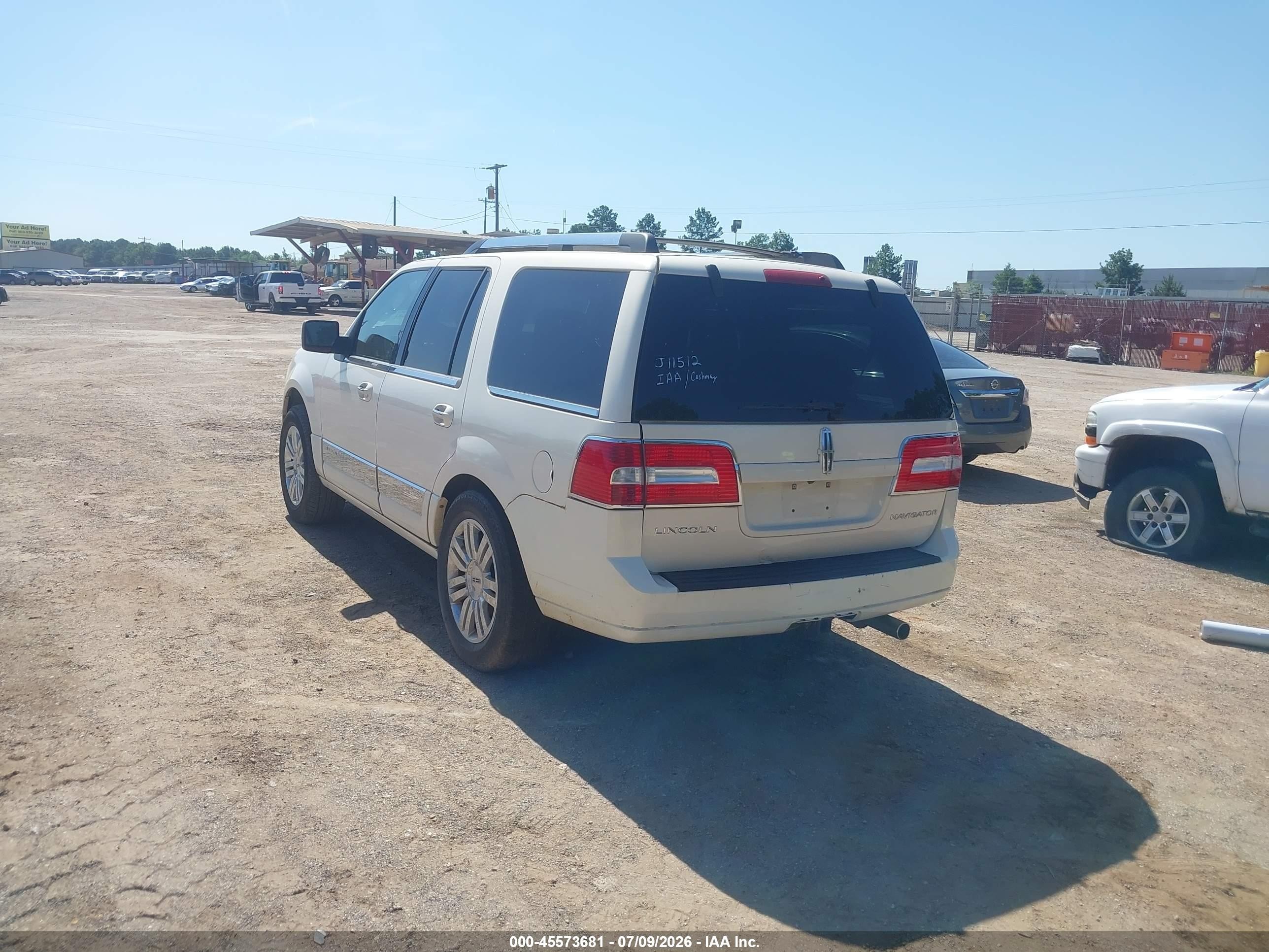 2008 Lincoln Navigator   Кремовый vin: 5LMFU28538LJ11512