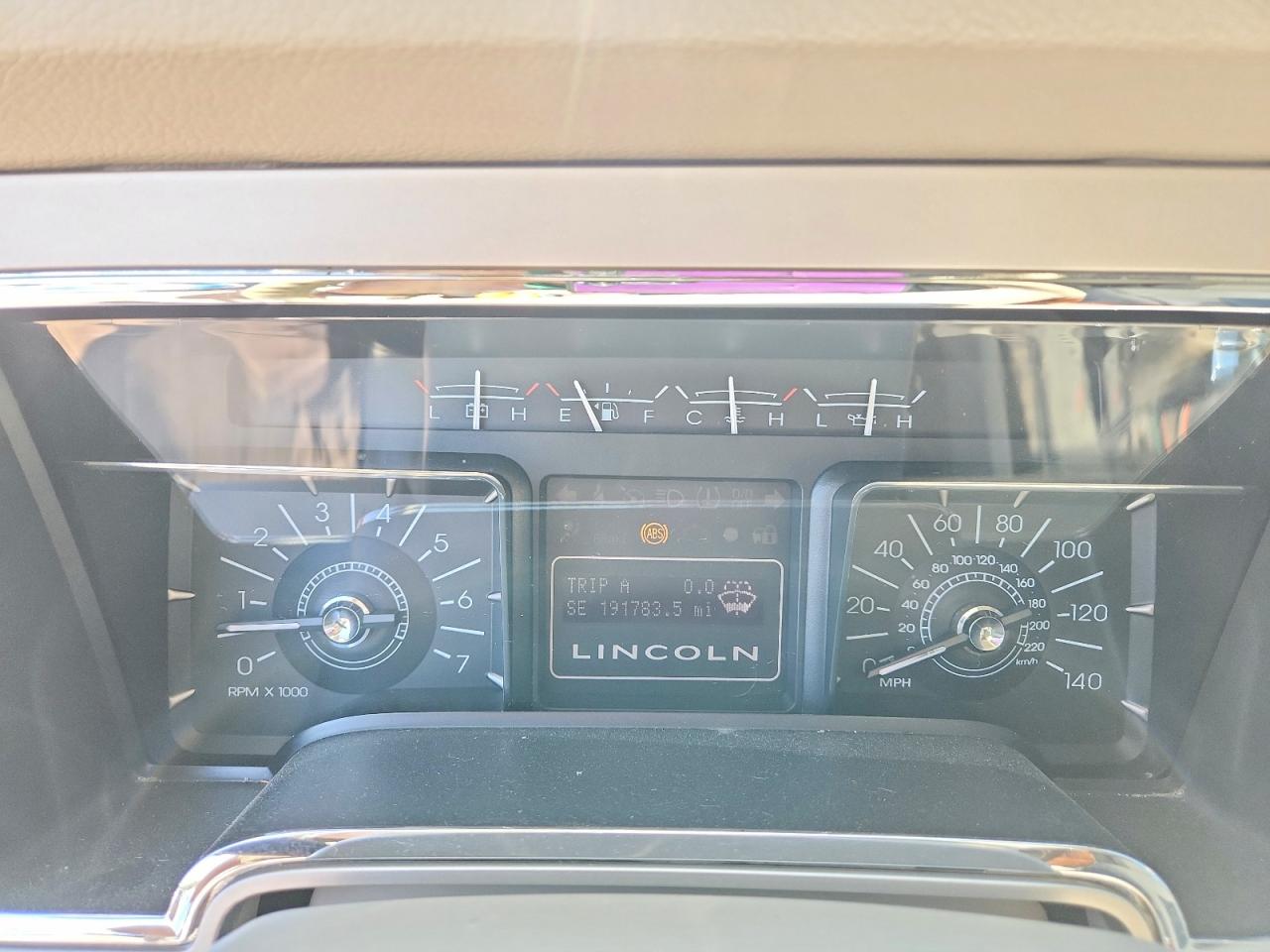 2008 Lincoln Navigator White vin: 5LMFU28548LJ07338