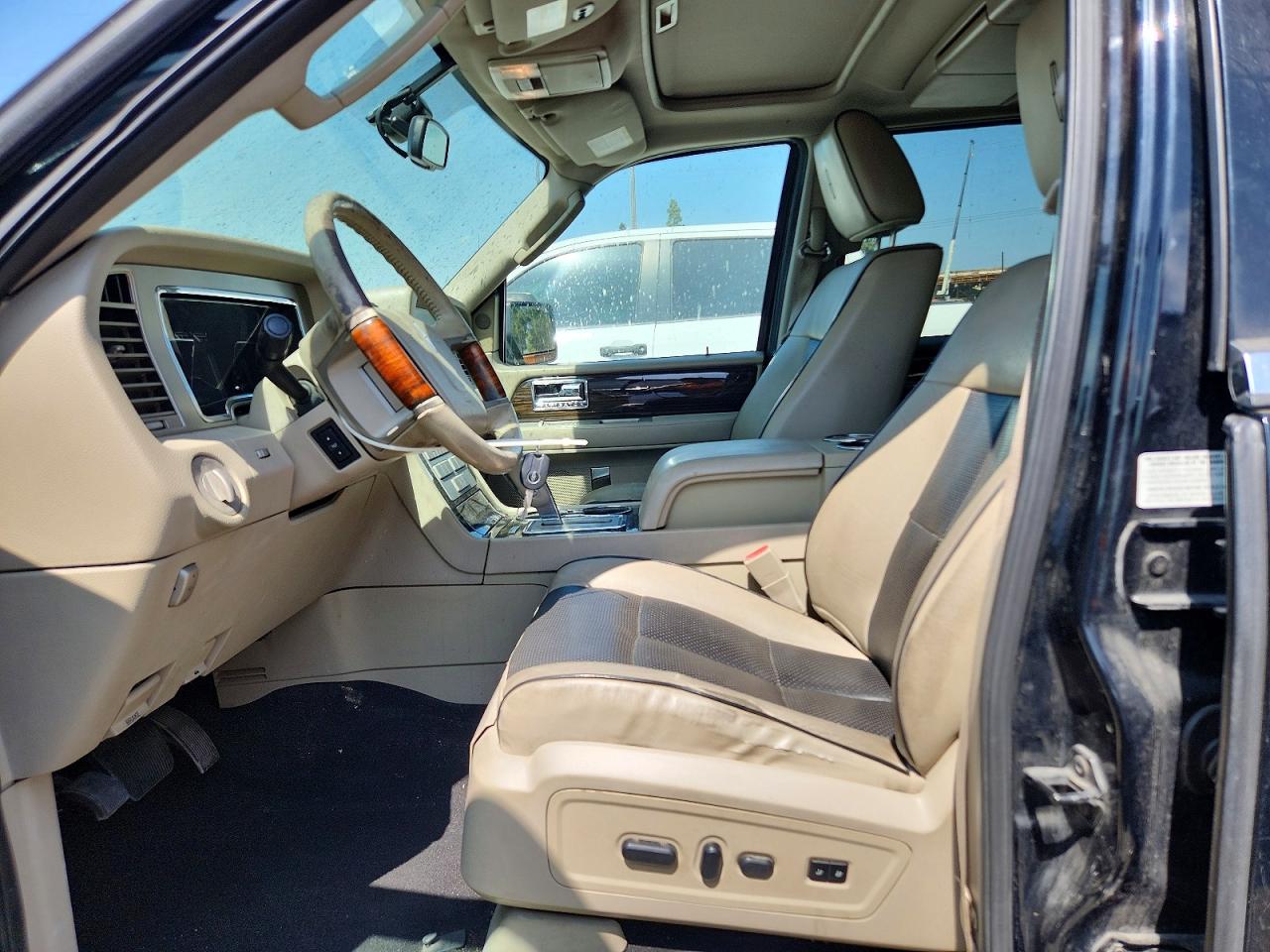 2009 Lincoln Navigator Black vin: 5LMFU28549EJ00542