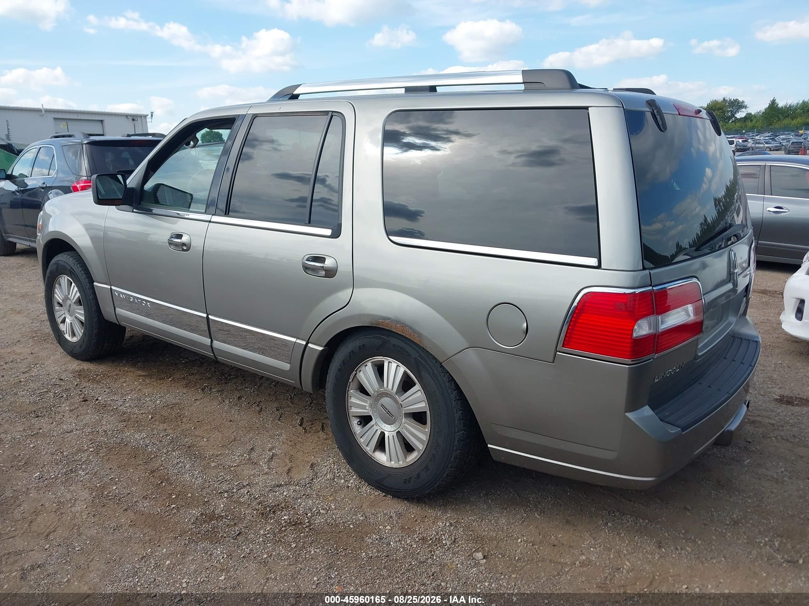 2009 Lincoln Navigator   Tan vin: 5LMFU28549LJ01167