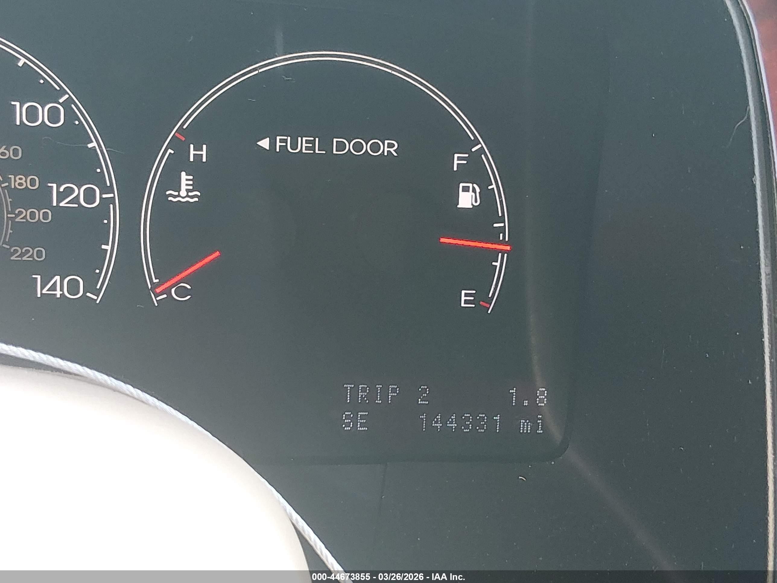 2005 Lincoln Navigator   Белый vin: 5LMFU28555LJ16982
