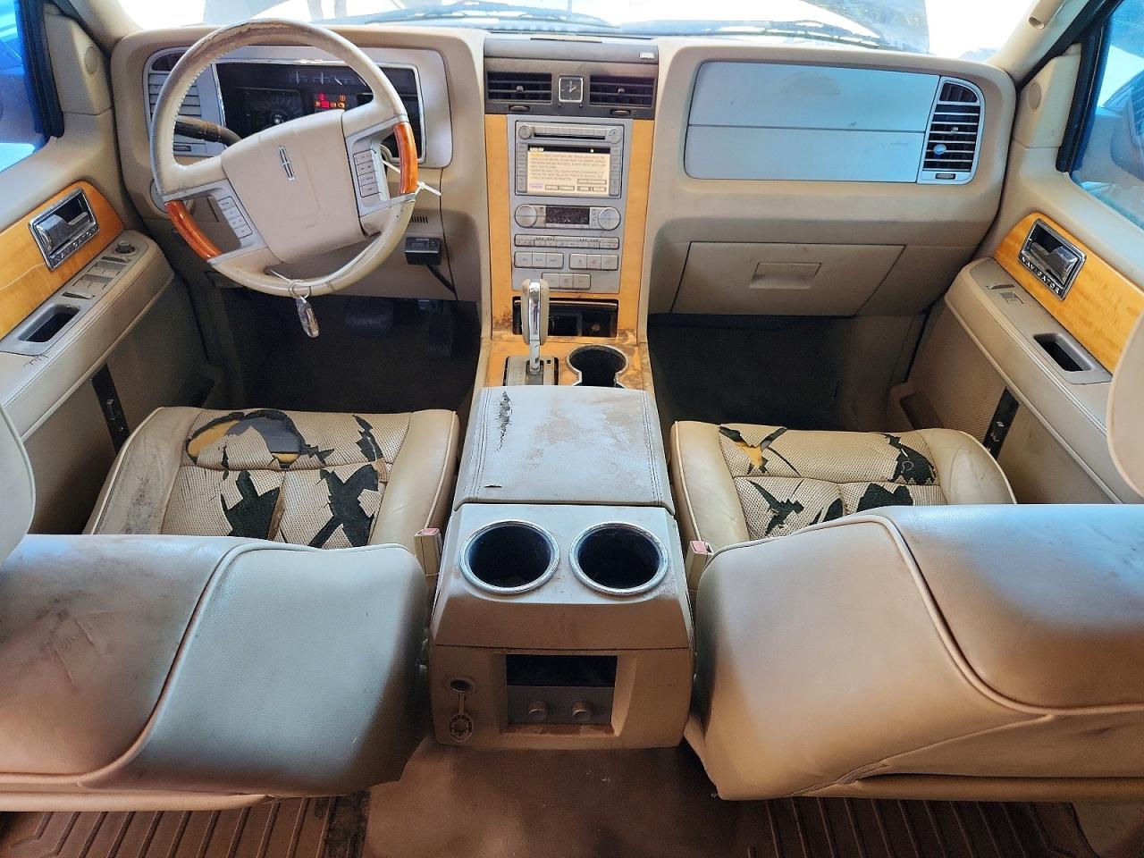 2008 Lincoln Navigator Black vin: 5LMFU28558LJ08899