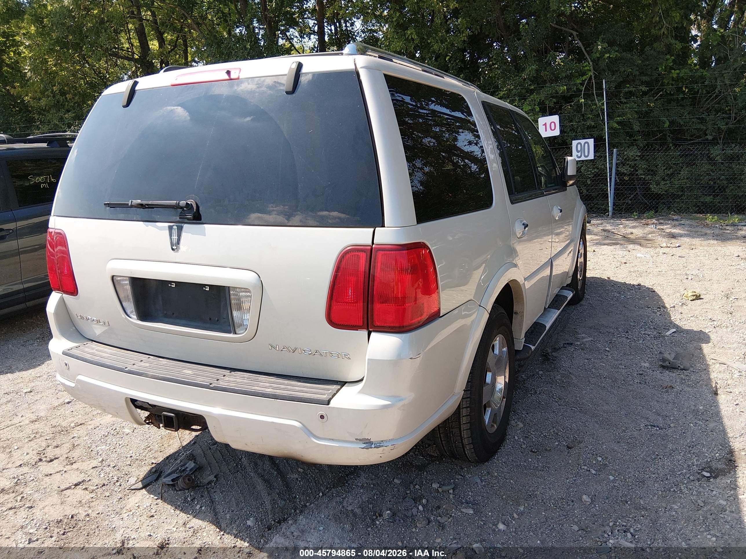 2006 Lincoln Navigator Luxury/ultimate Белый vin: 5LMFU28566LJ21187
