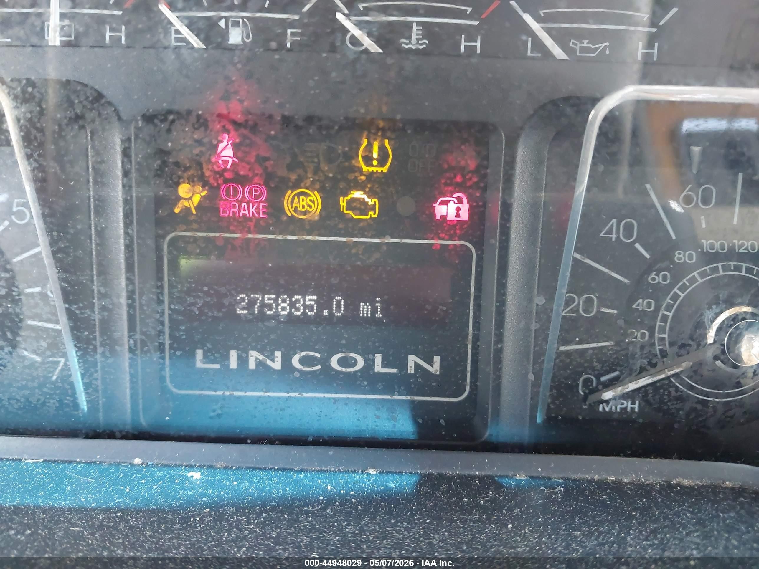 2008 Lincoln Navigator   Cream vin: 5LMFU28568LJ04067