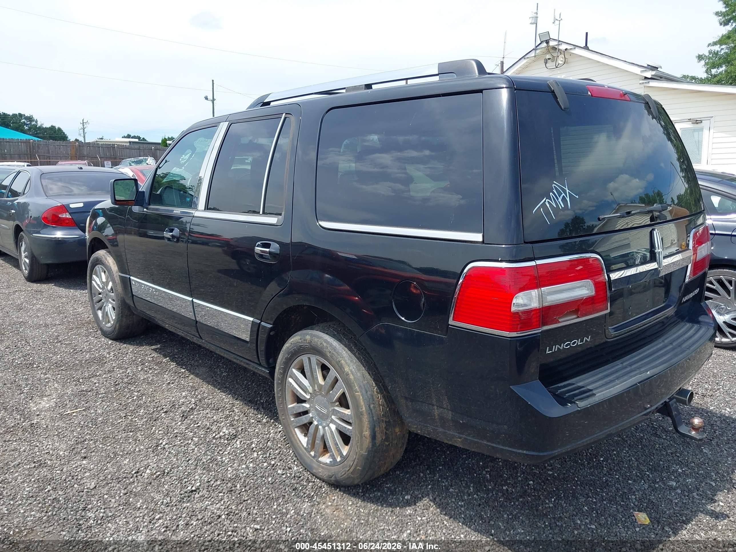 2008 Lincoln Navigator   Black vin: 5LMFU28578LJ11027