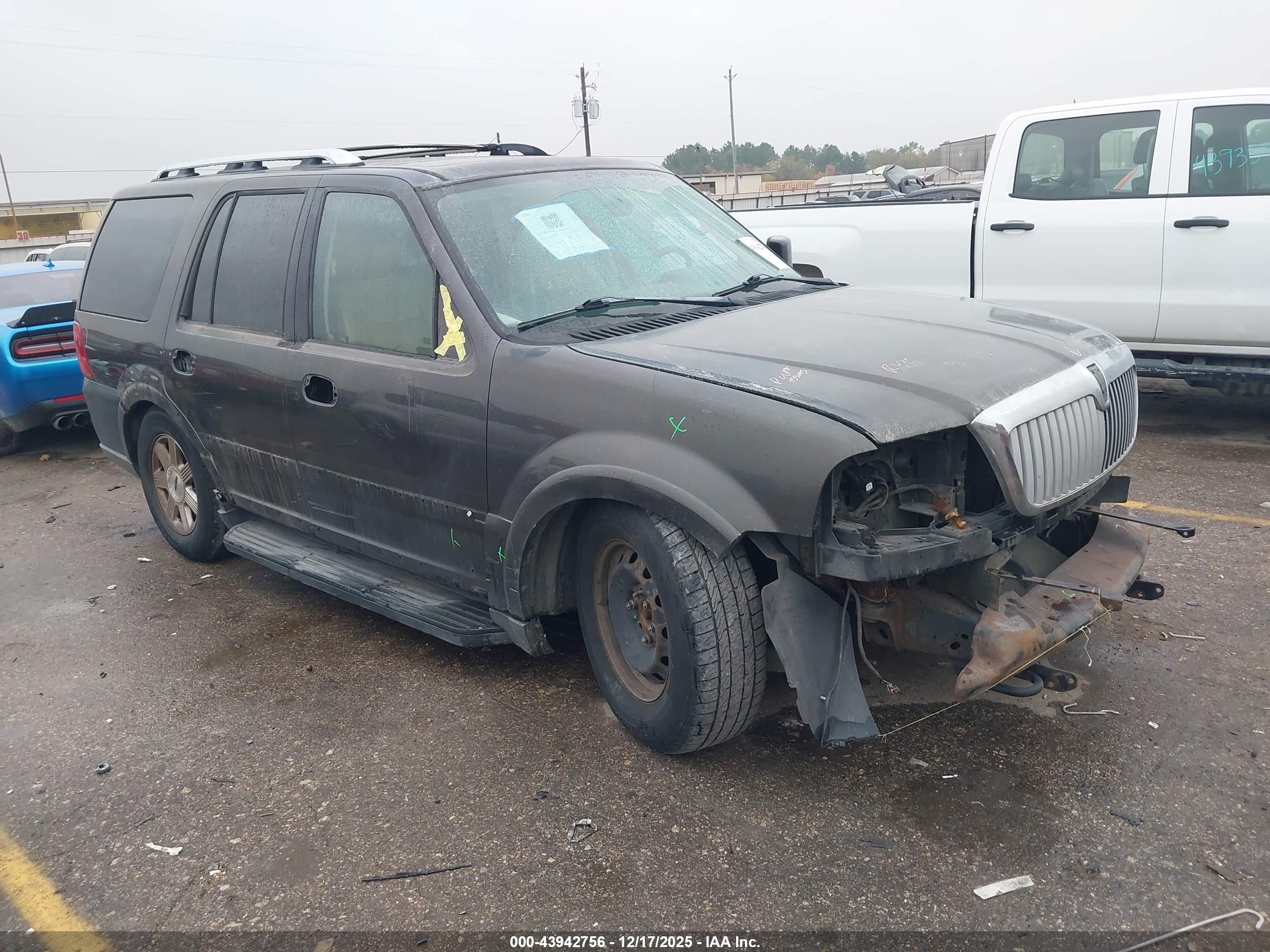 2005 Lincoln Navigator   Black vin: 5LMFU28595LJ19481