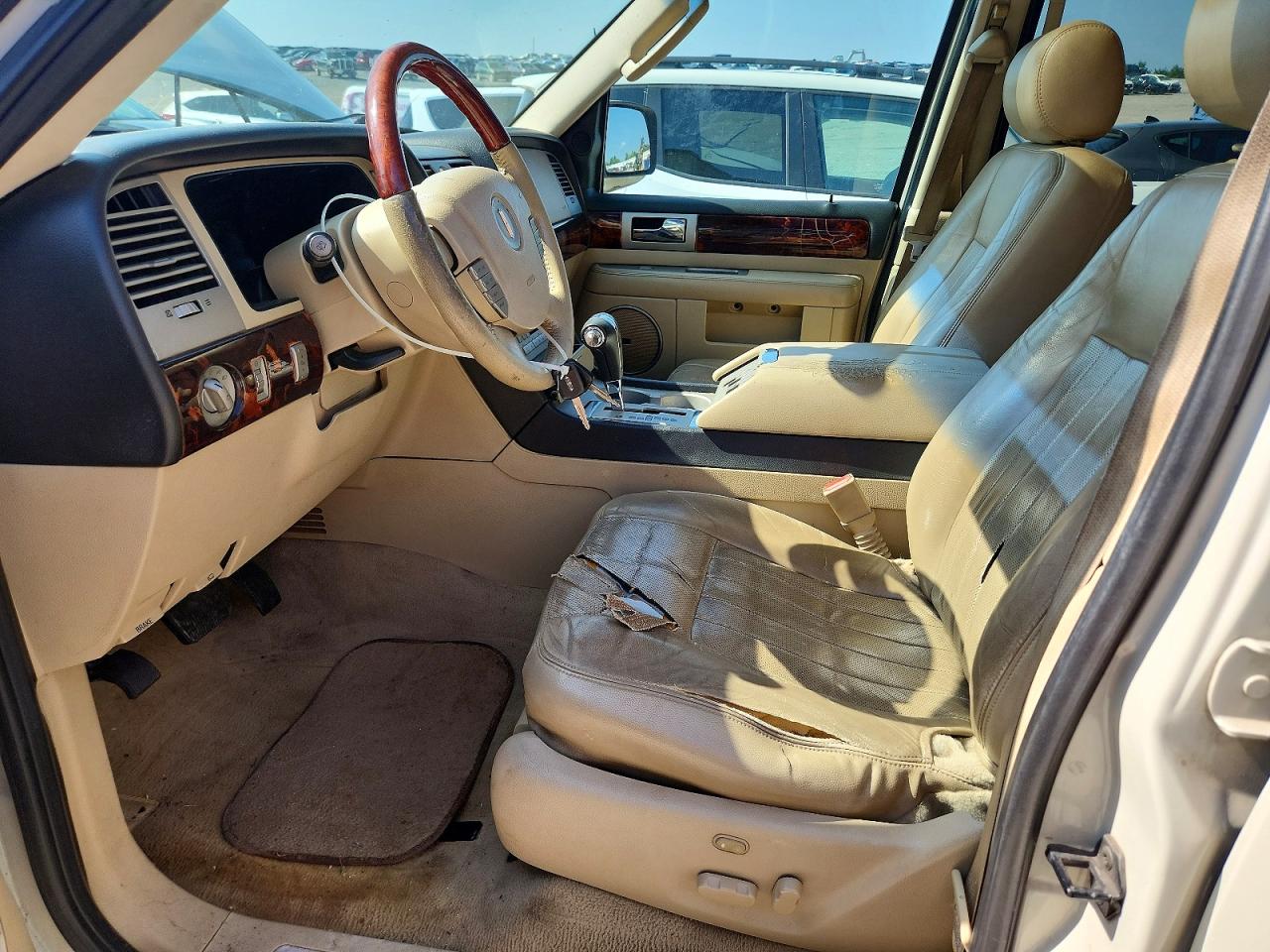 2006 Lincoln Navigator Бежевый vin: 5LMFU28596LJ21670