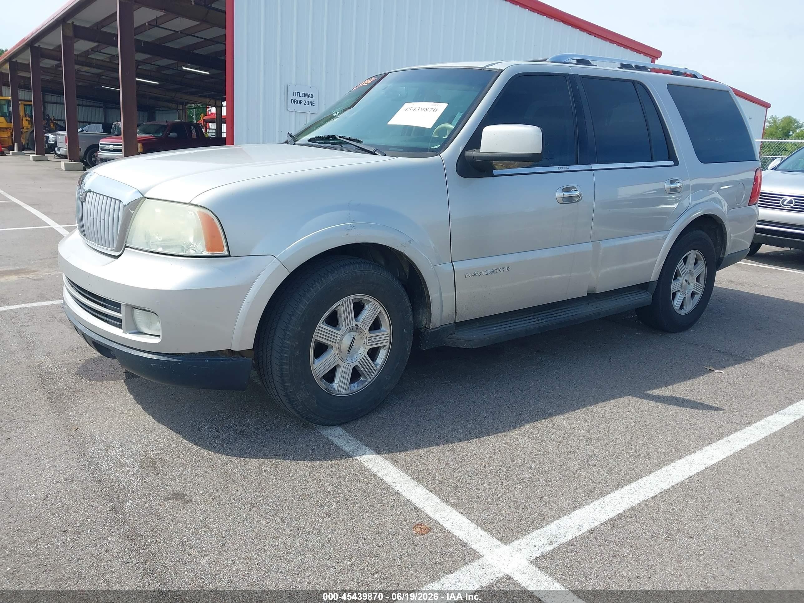 2006 Lincoln Navigator Luxury/ultimate Silver vin: 5LMFU28596LJ30093