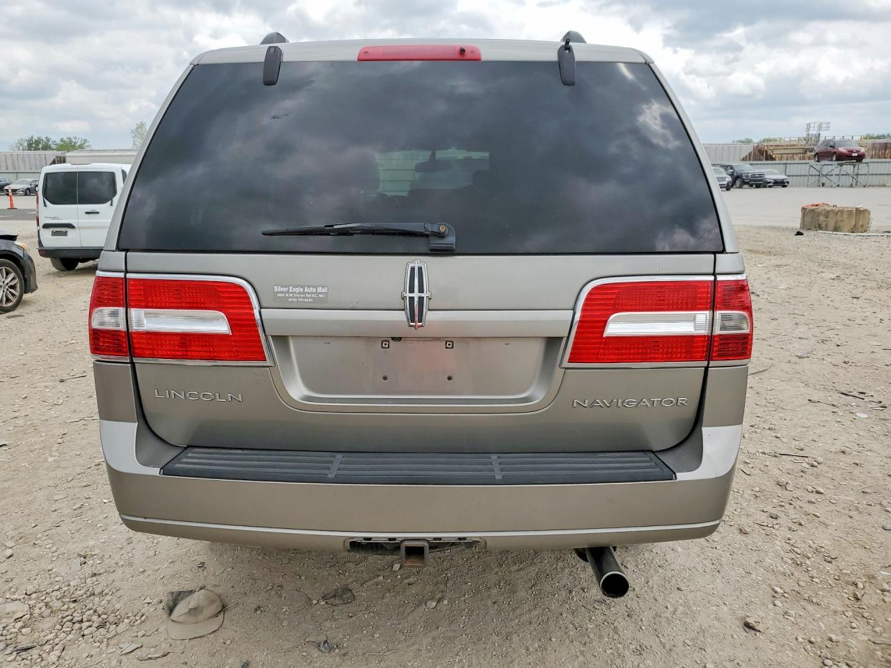 2008 Lincoln Navigator Tan vin: 5LMFU28598LJ03768