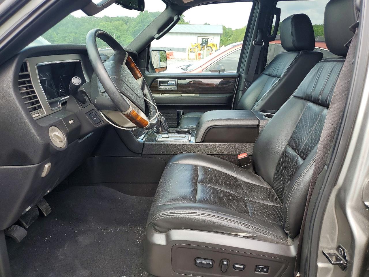 2008 Lincoln Navigator Серебряный vin: 5LMFU28598LJ22238