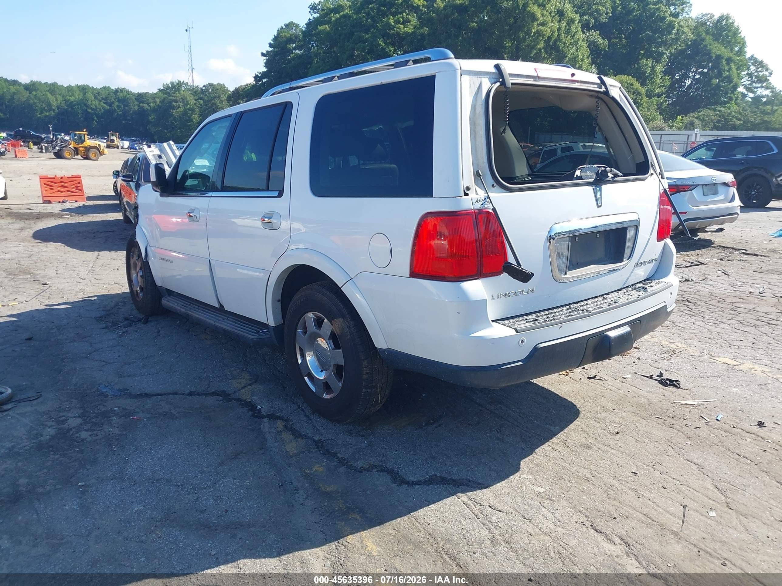 2006 Lincoln Navigator Luxury/ultimate White vin: 5LMFU285X6LJ30121