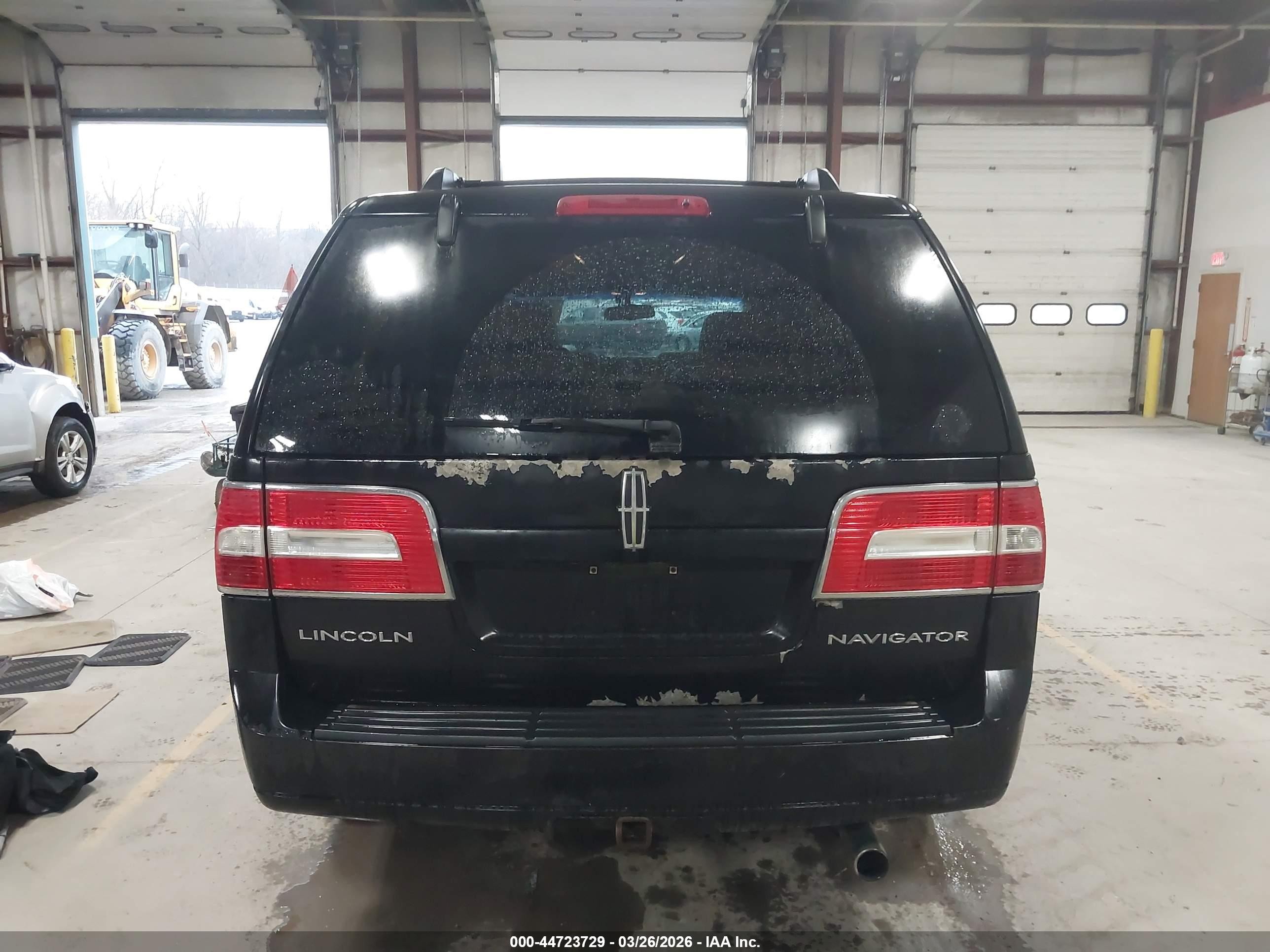 2008 Lincoln Navigator   Black vin: 5LMFU285X8LJ22412