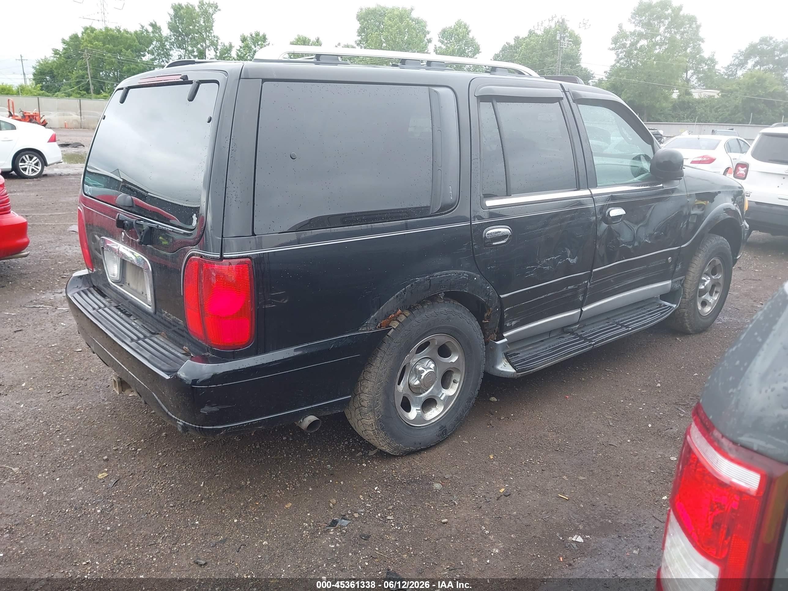 2001 Lincoln Navigator   Black vin: 5LMFU28A51LJ03480