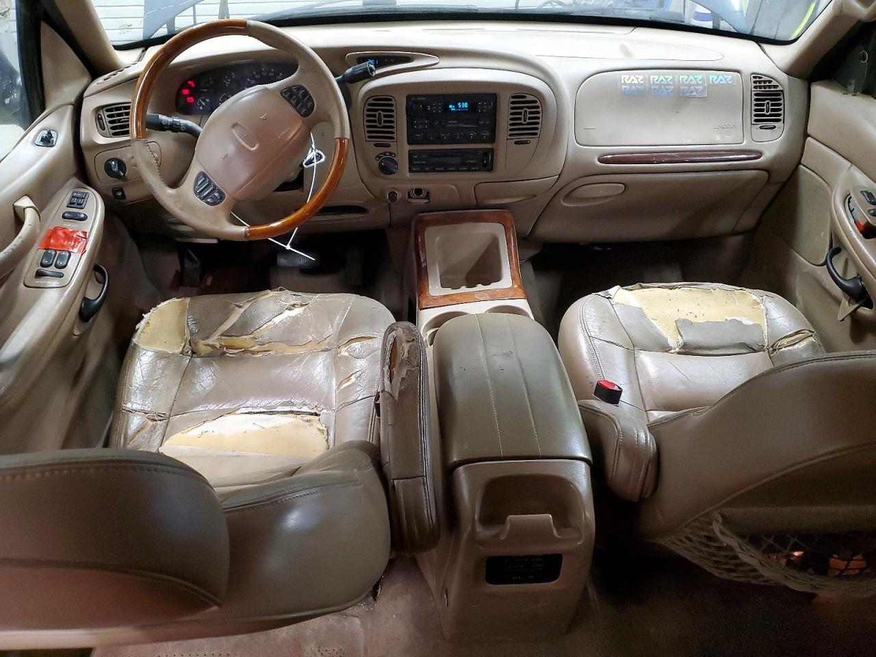 1998 Lincoln Navigator Blue vin: 5LMFU28L1WLJ03811