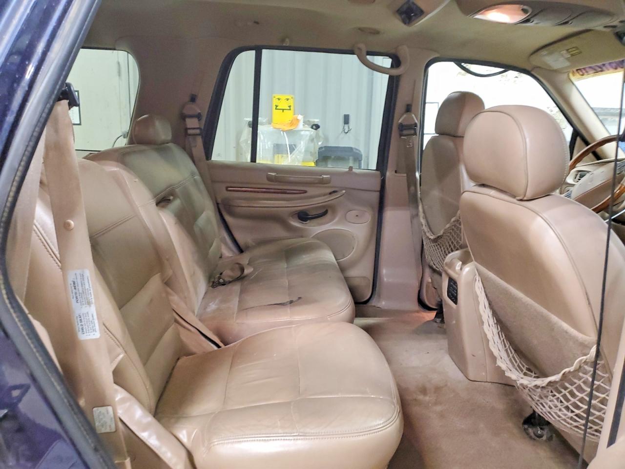 1998 Lincoln Navigator Blue vin: 5LMFU28L1WLJ03811