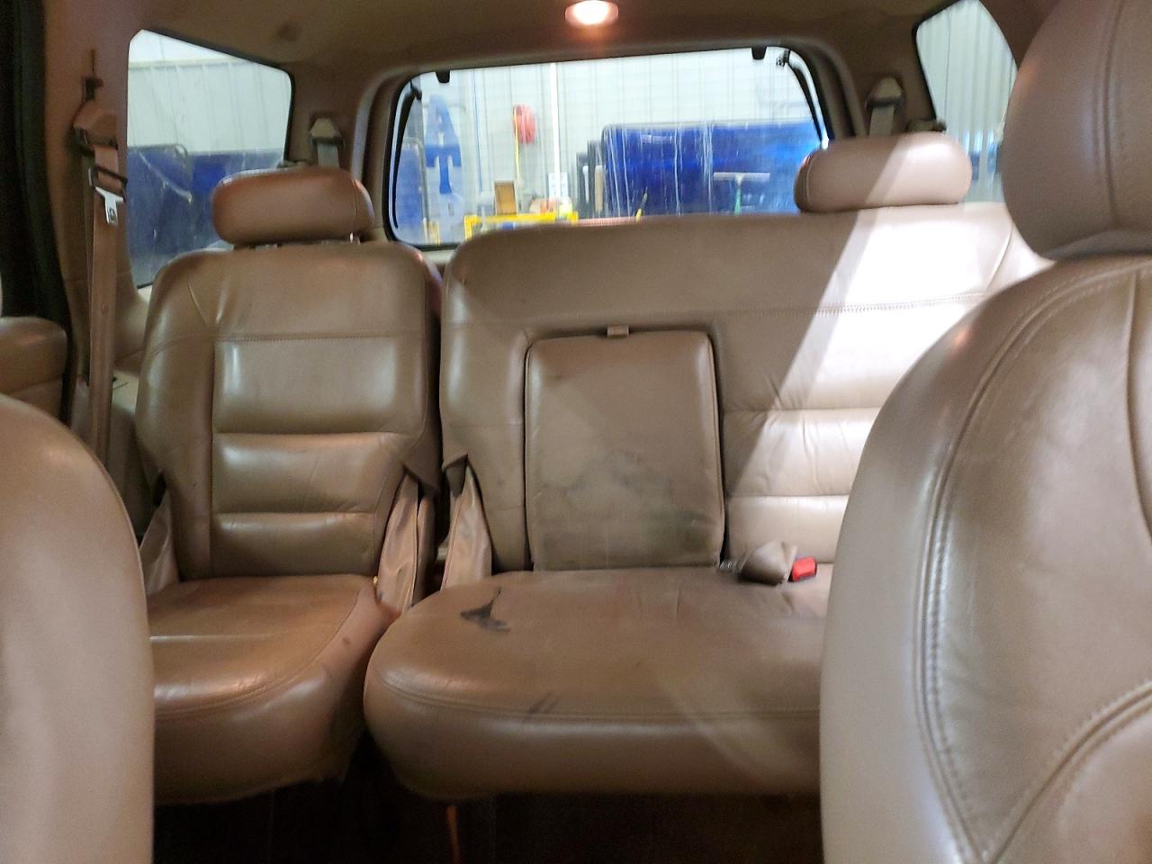 1998 Lincoln Navigator Blue vin: 5LMFU28L1WLJ03811