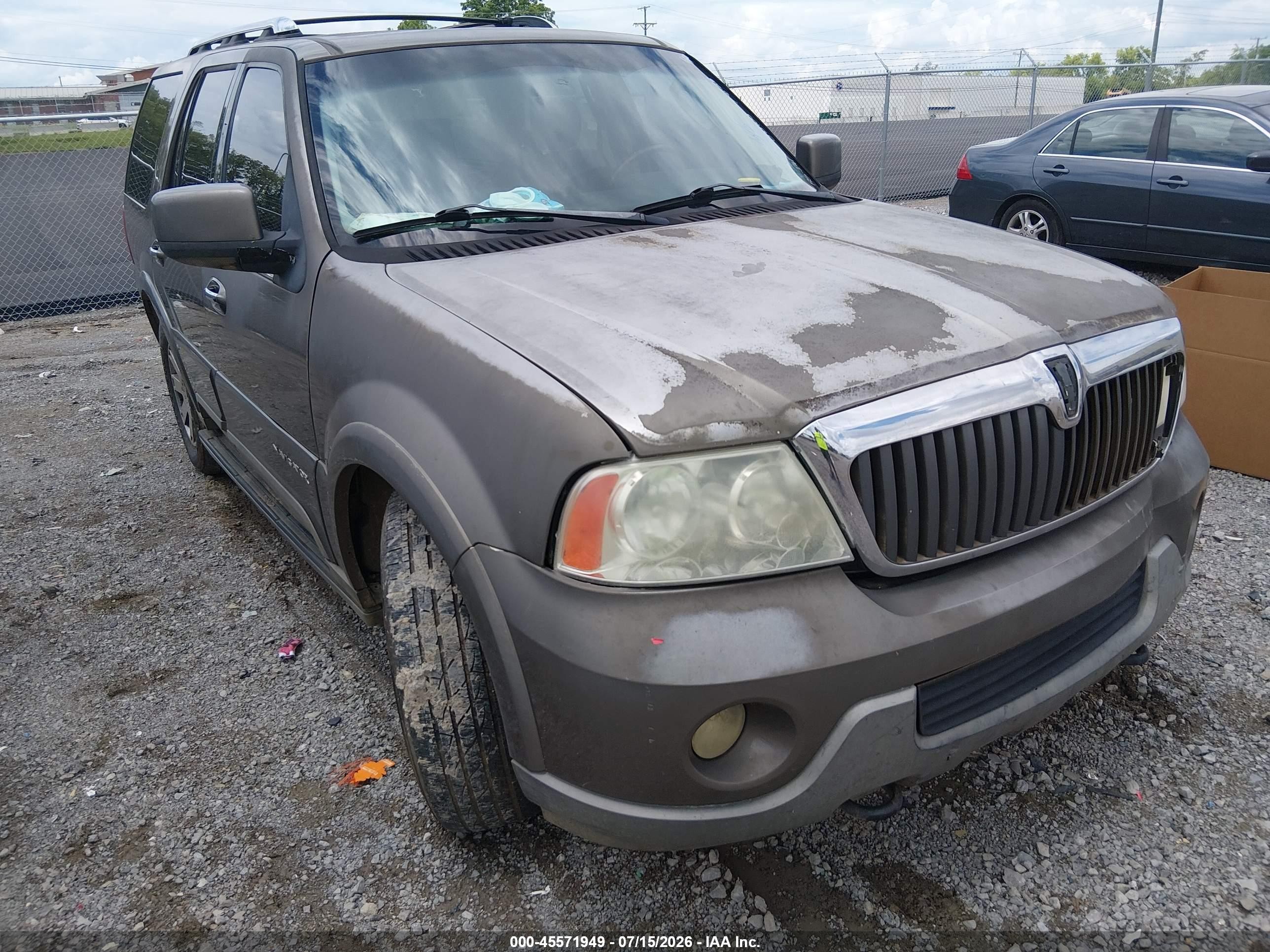 2003 Lincoln Navigator   Beige vin: 5LMFU28R03LJ45905