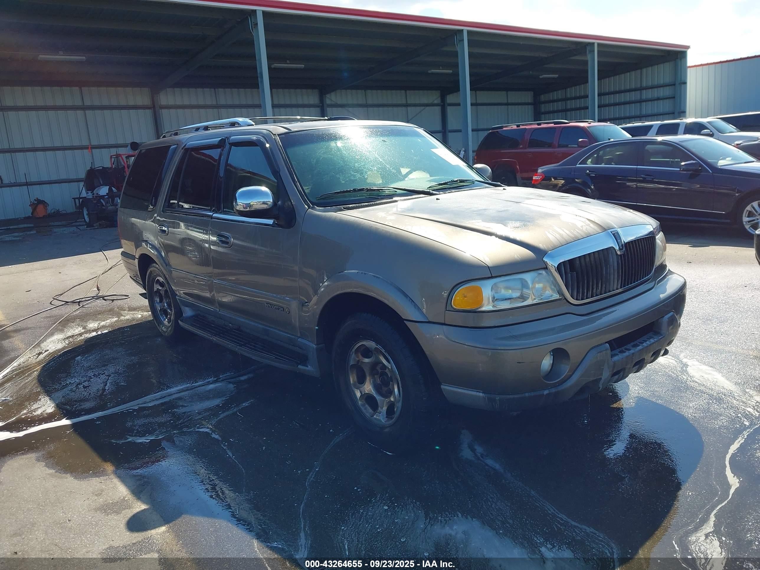 5LMFU28R12LJ17061