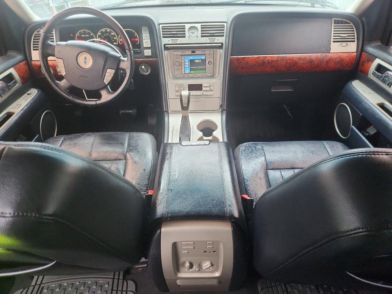 2003 Lincoln Navigator Black vin: 5LMFU28R23LJ13845