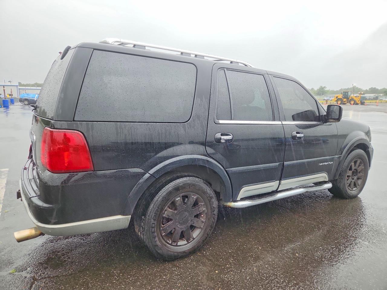 2003 Lincoln Navigator Black vin: 5LMFU28R23LJ13845