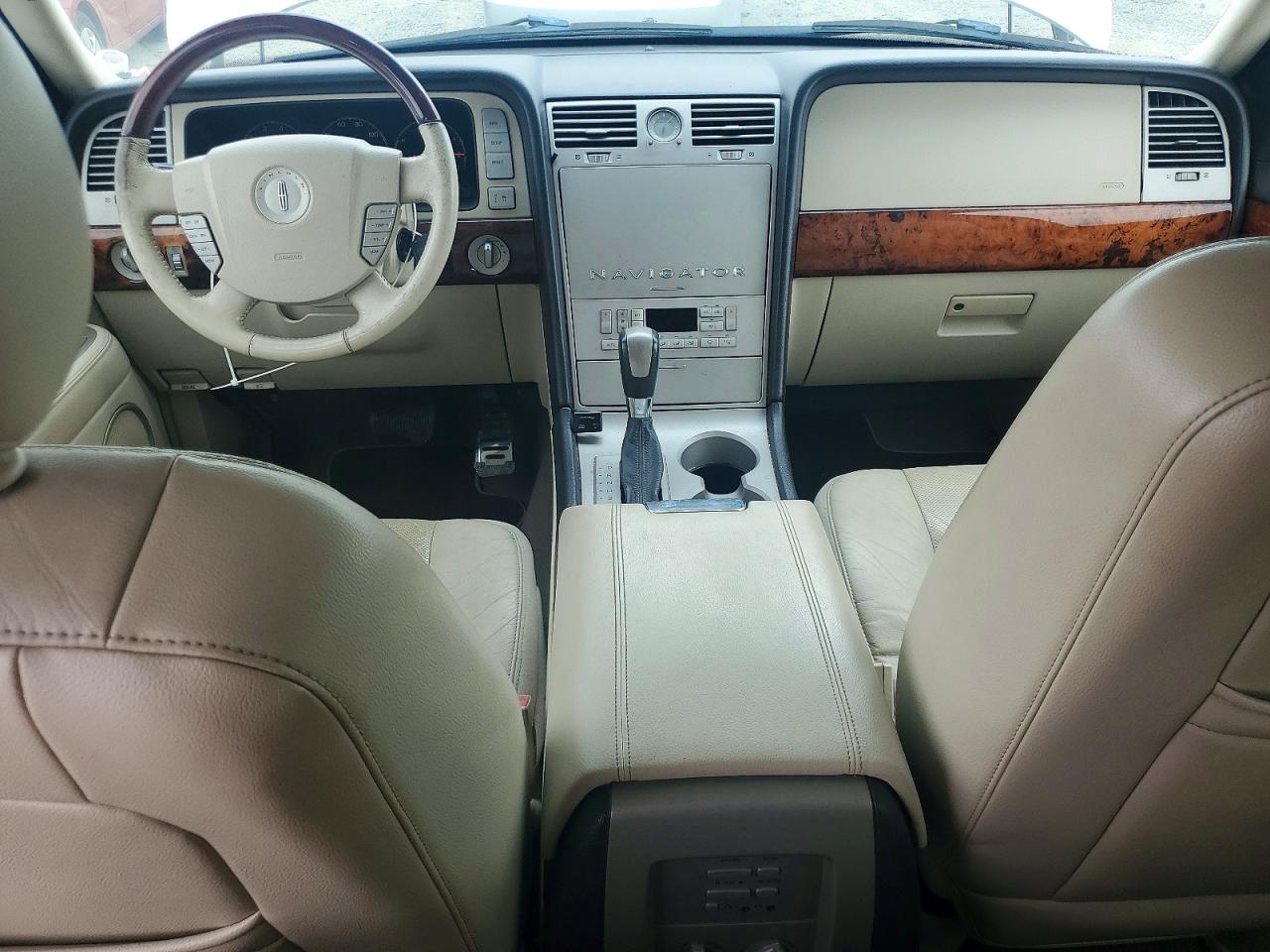 2003 Lincoln Navigator Белый vin: 5LMFU28R33LJ27009